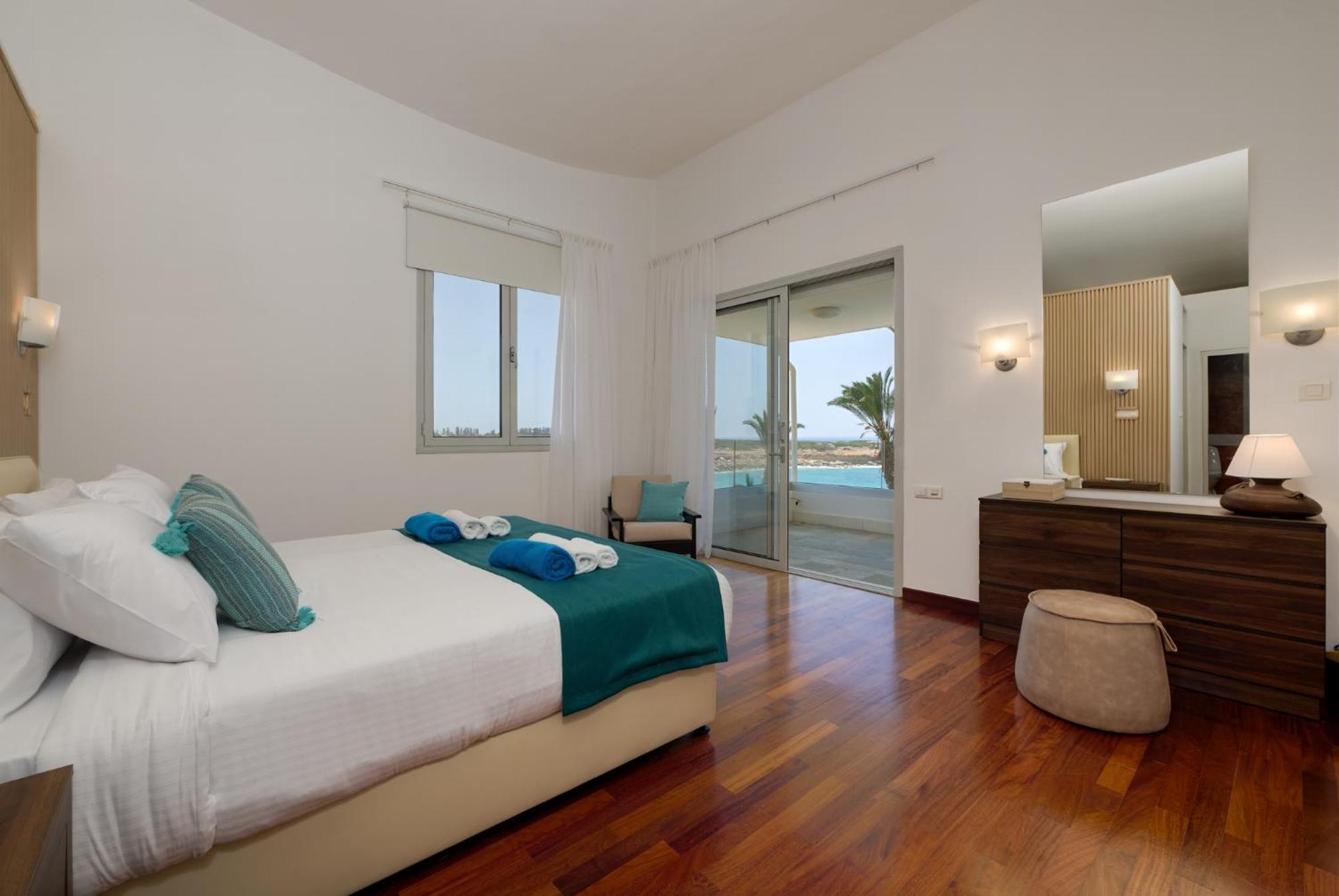 Villa Seafront Kyma By Ezoria