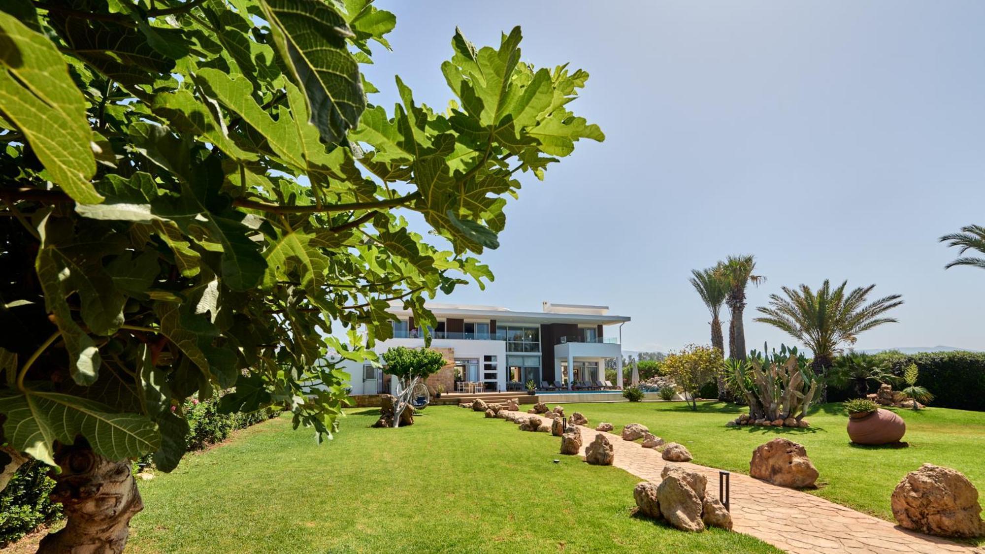 Villa Seafront Kyma By Ezoria *