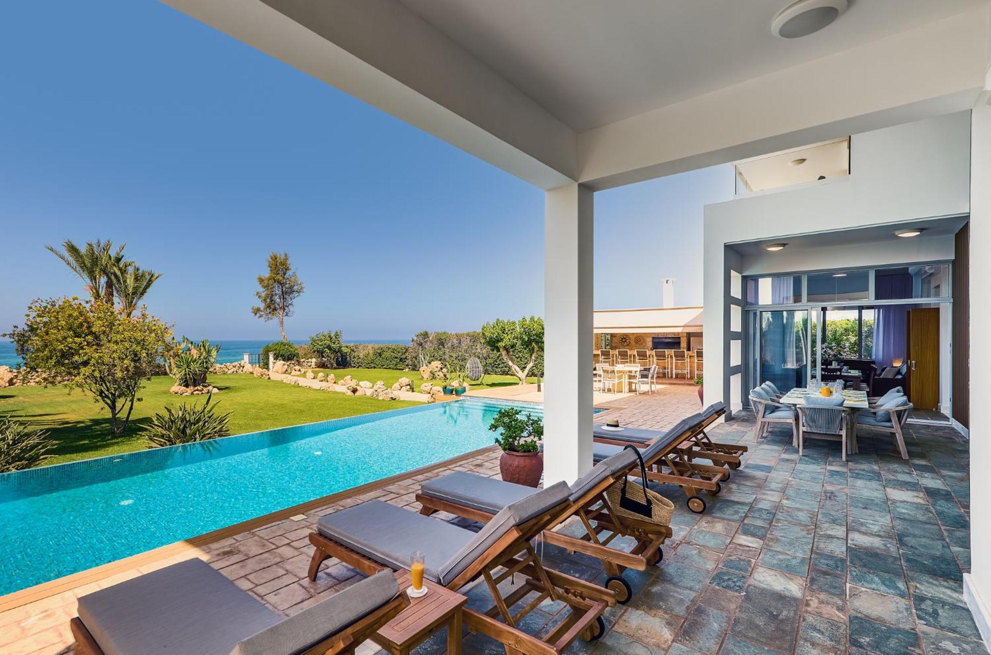 Villa Seafront Kyma By Ezoria