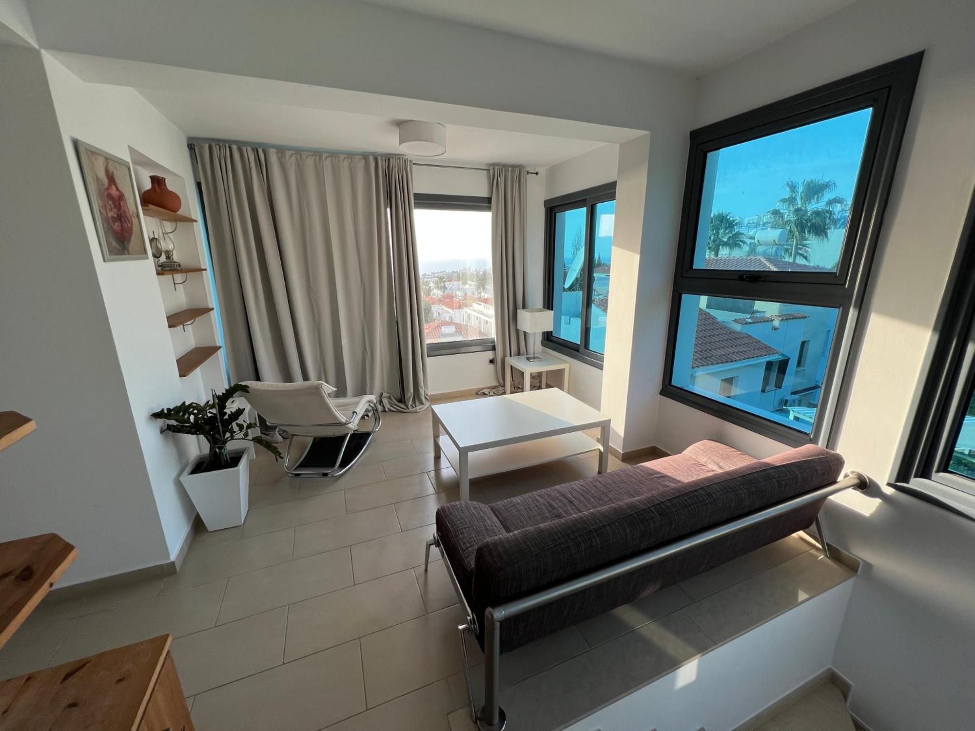 Julipapas Gardens Apartment