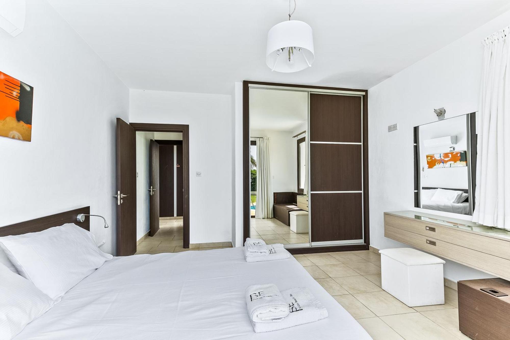 Platzia Villa *