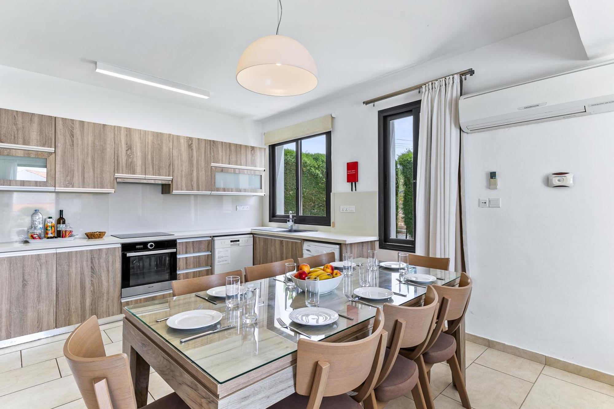 Platzia Villa *