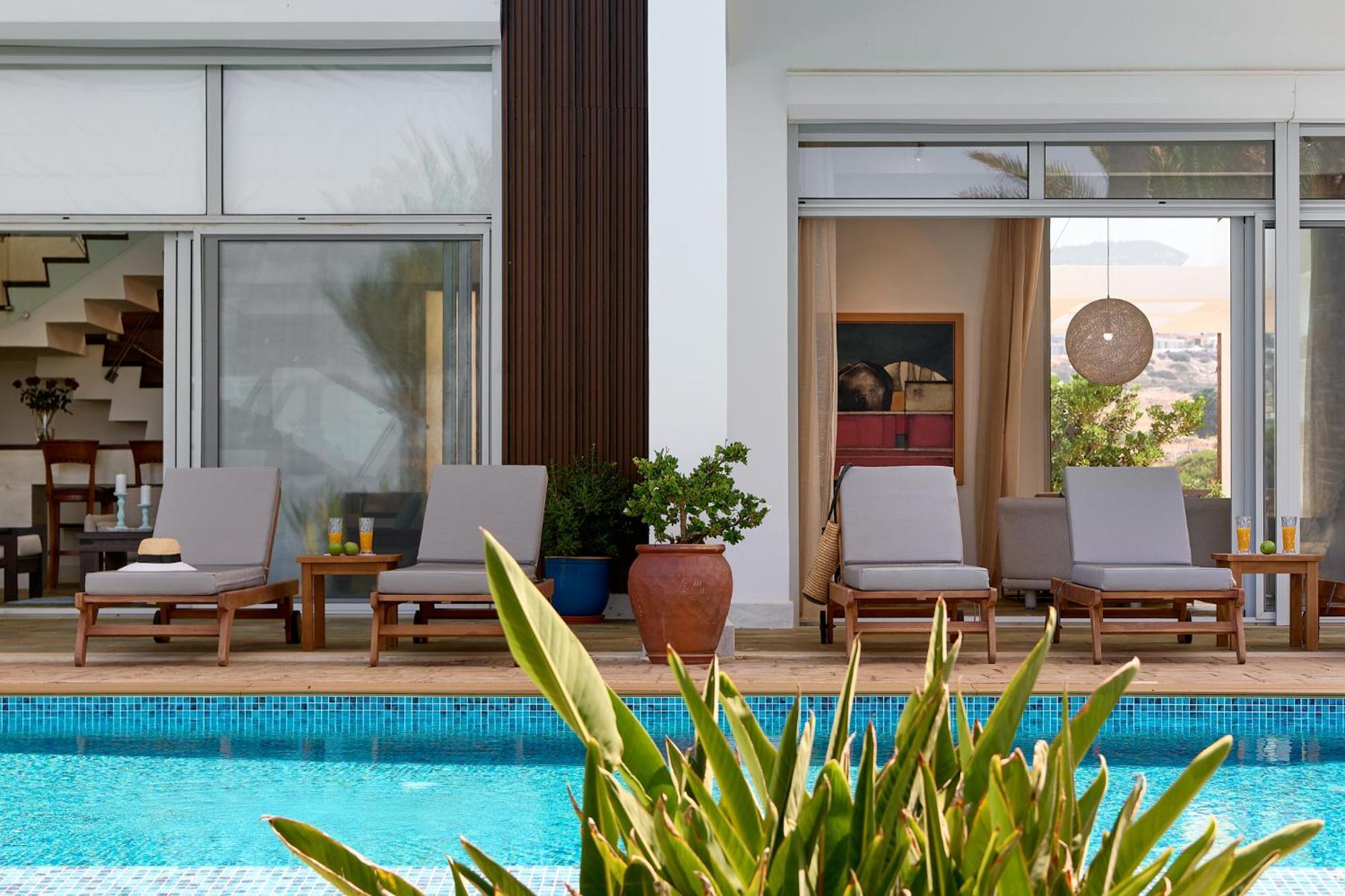 Villa Seafront Kyma By Ezoria