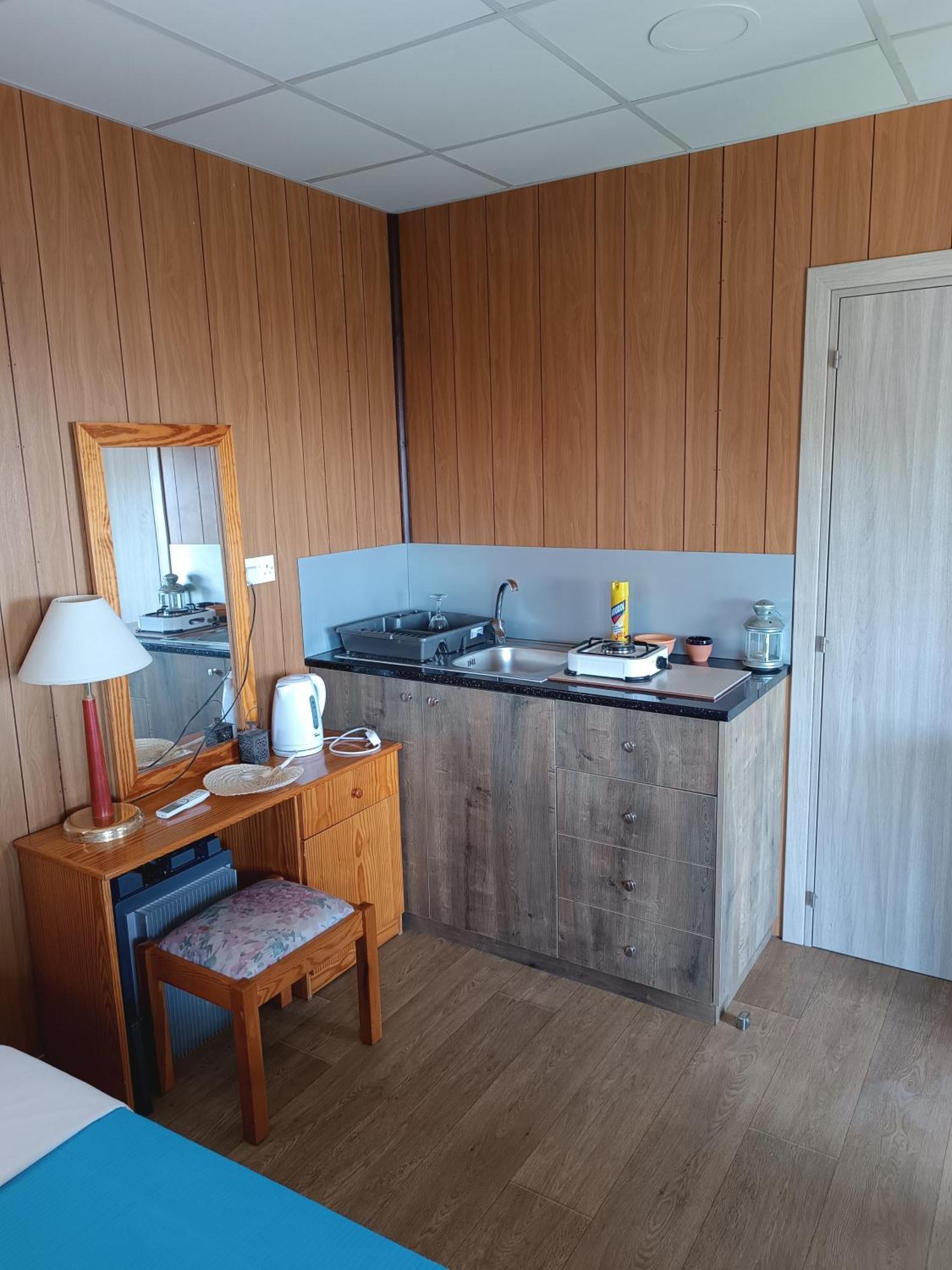 Glamping Adonis Holiday home *