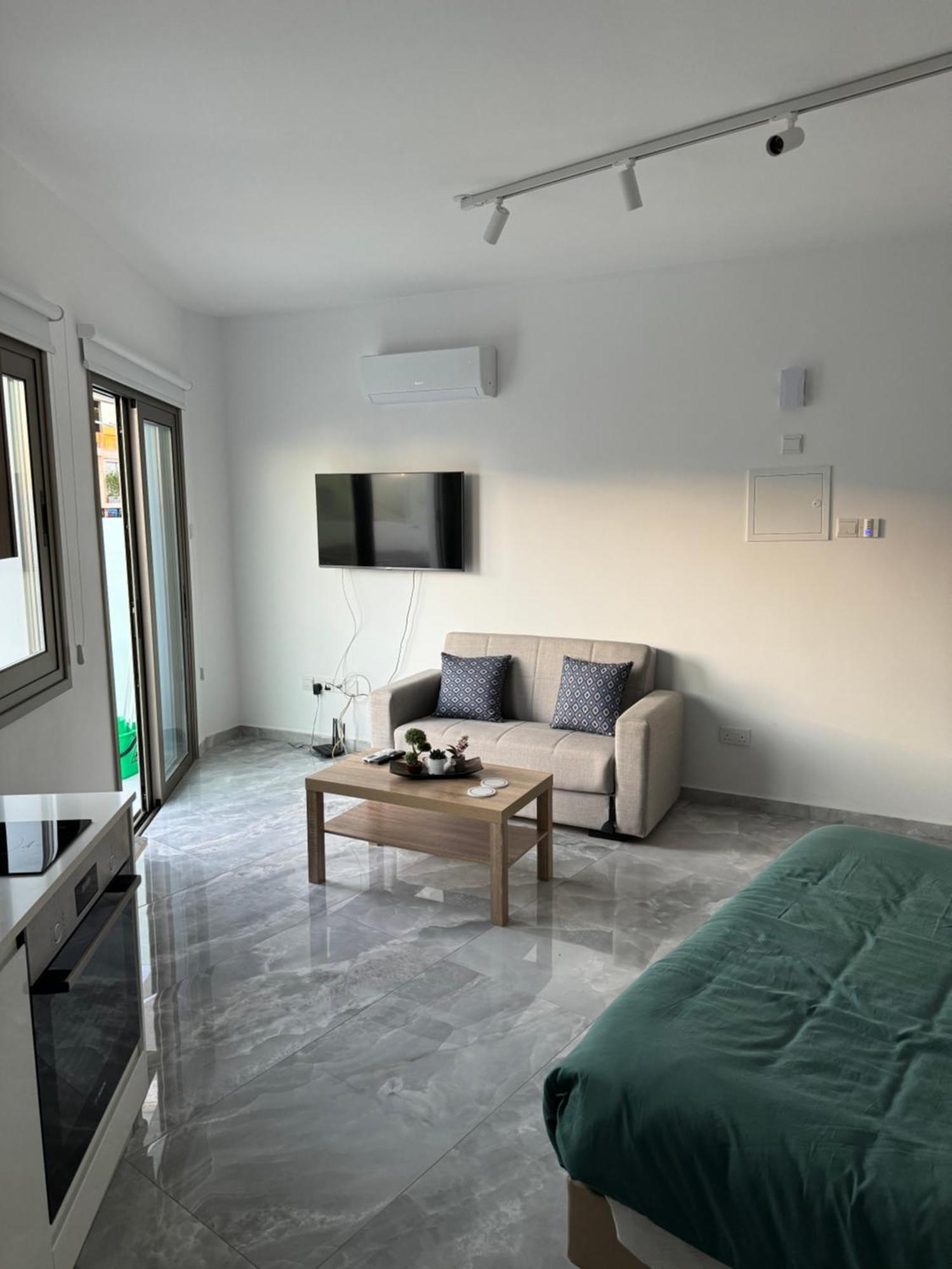 Apartment Beachside Light House Kato 82