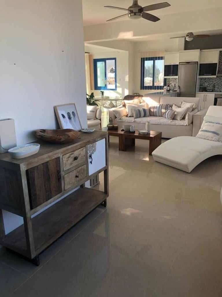 Apartment Modern 3 Bedroom Penthouse Paphos