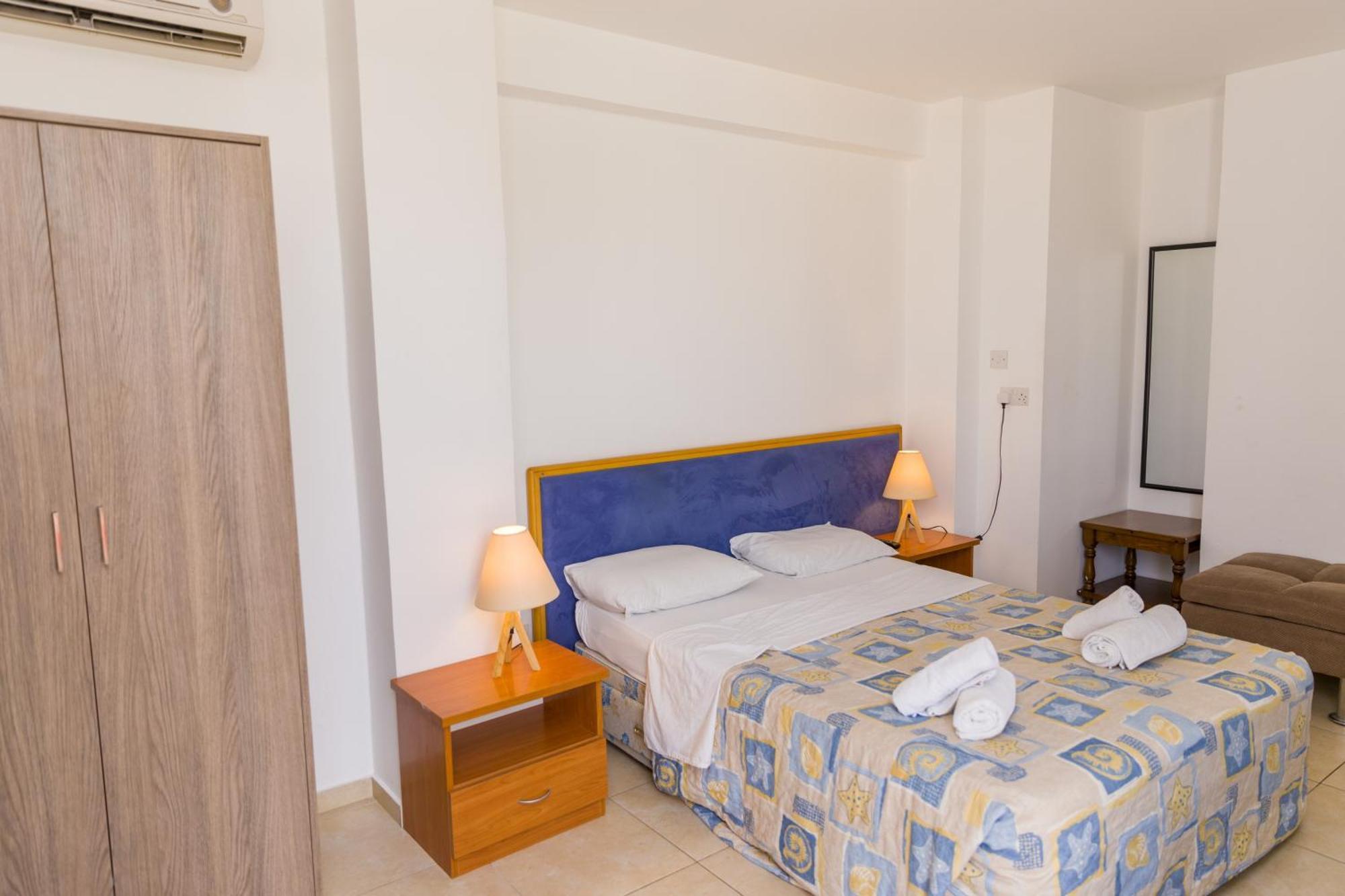 Alecos Paphos
