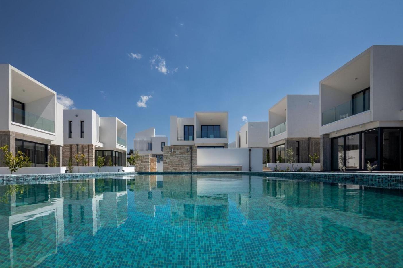 Avalon 1 1 Communal Pool Paphos
