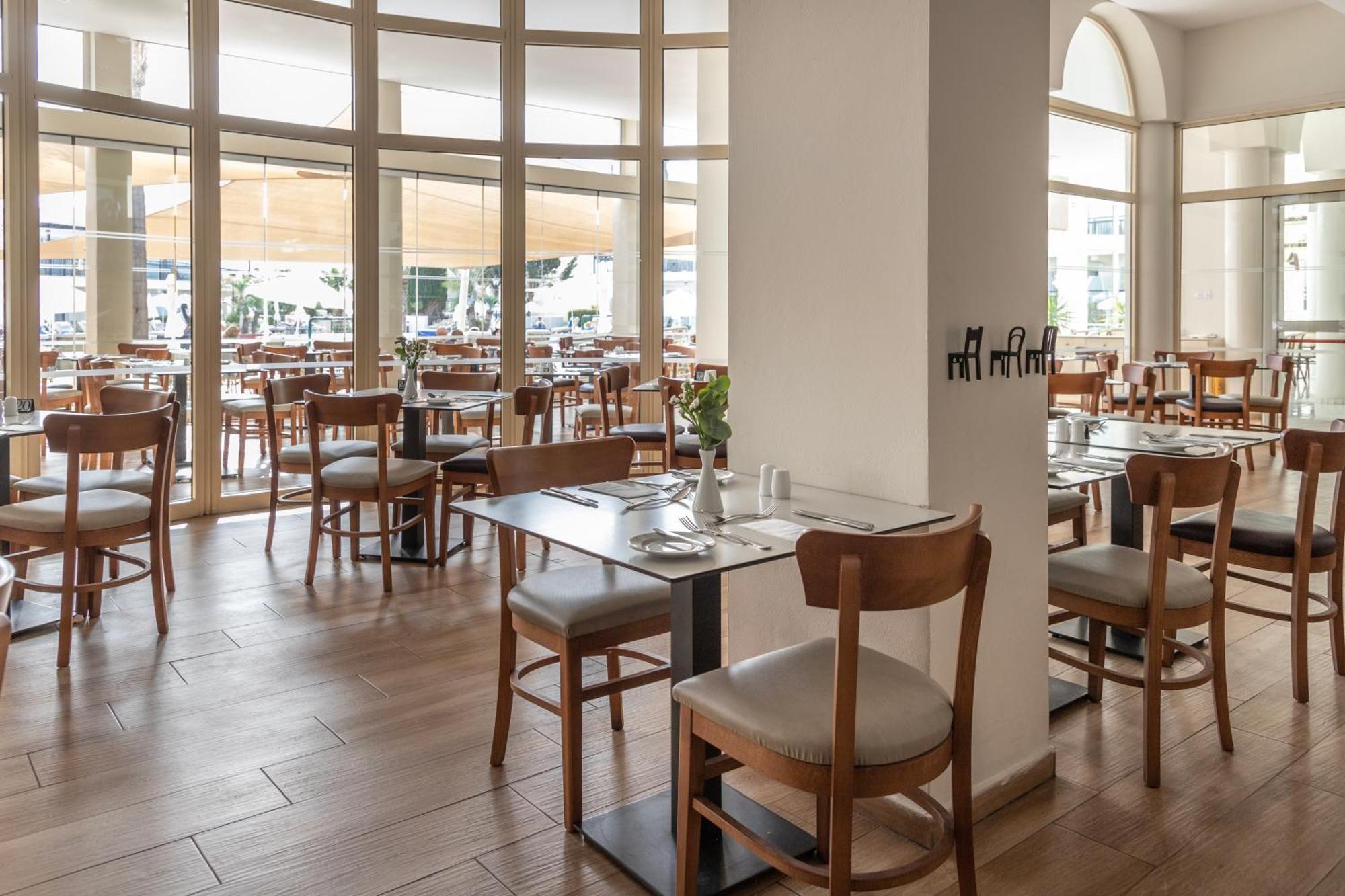 Louis Paphos Breeze Hotel Klorakas