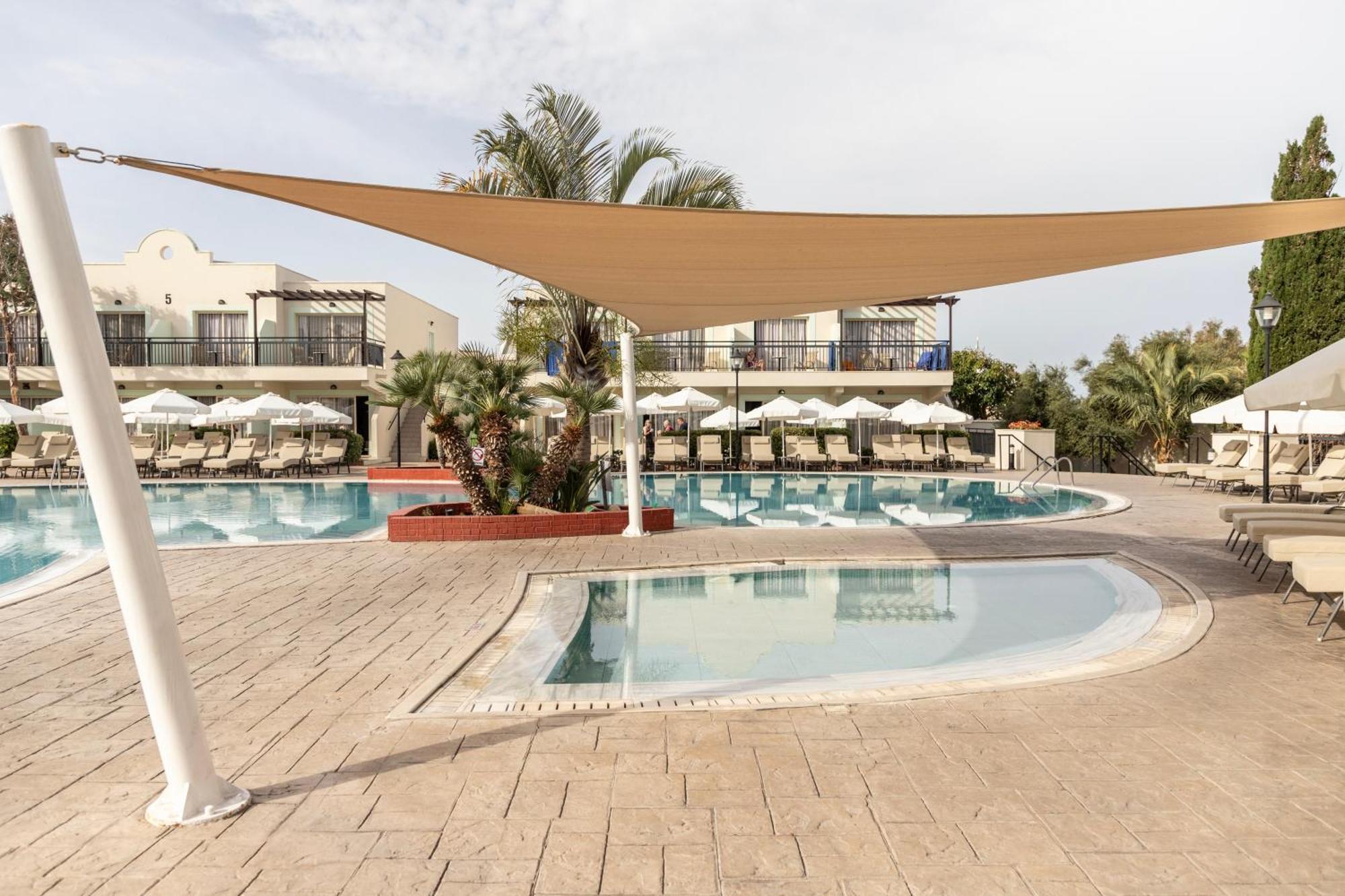 Louis Paphos Breeze Hotel Klorakas