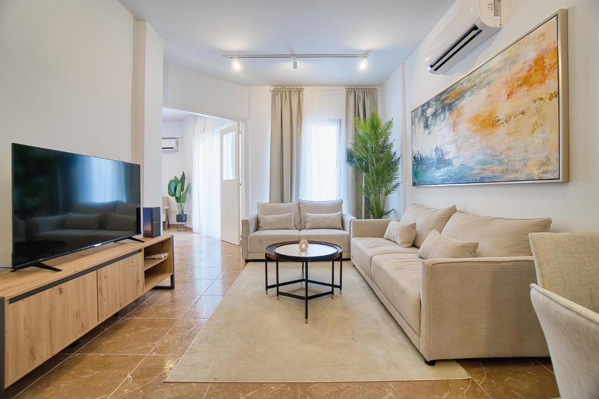 Queen Gardens R 313 Apartamento Paphos