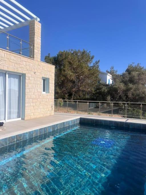 Queen Eyridiki Luxury 2