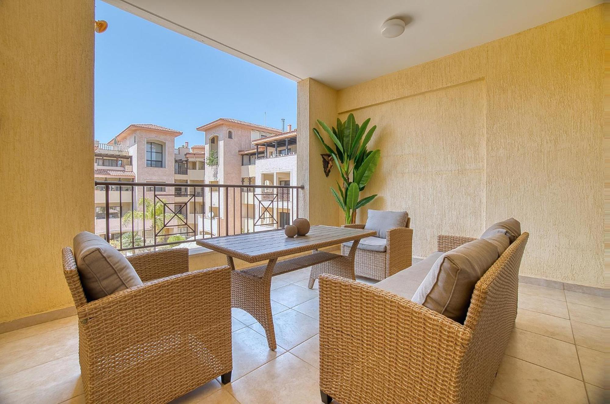 Queen Gardens 212