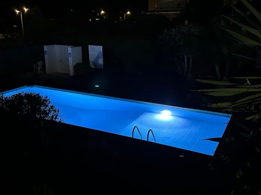 Apartment Seaview With Garden & Pool Paphos