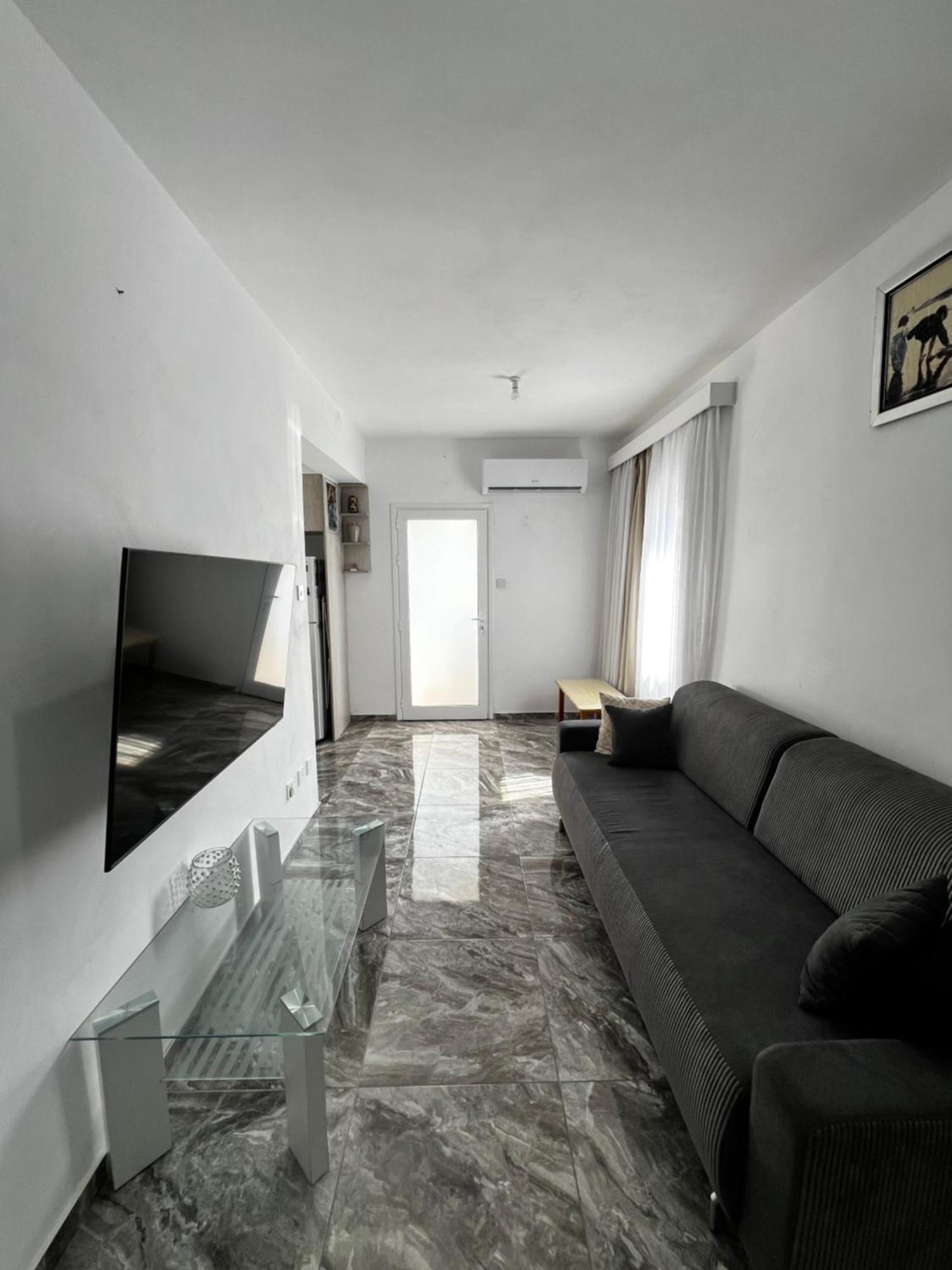 In The Heart Of Kato Apartment *