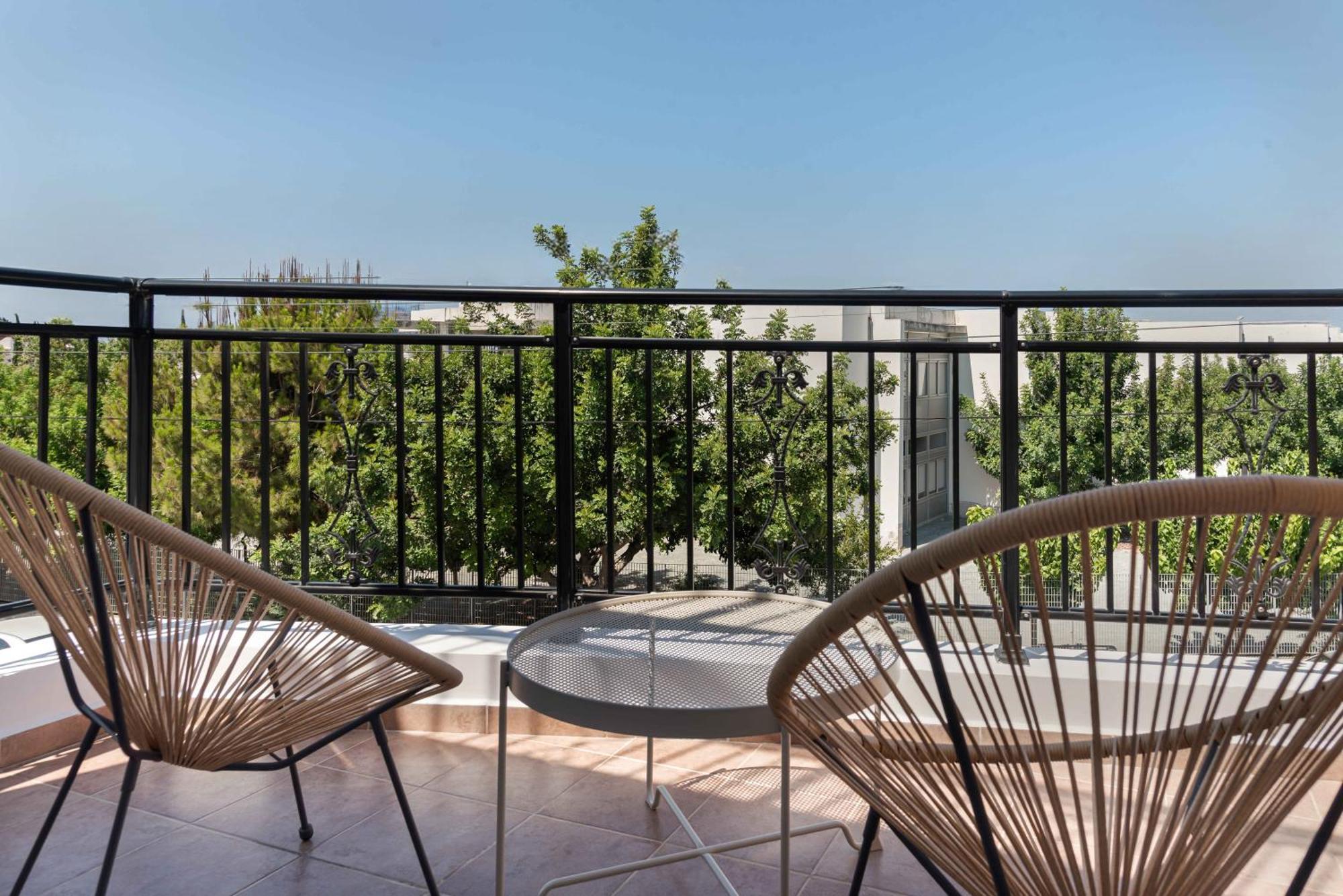Phaedrus Living Ithaki Gardens Flat