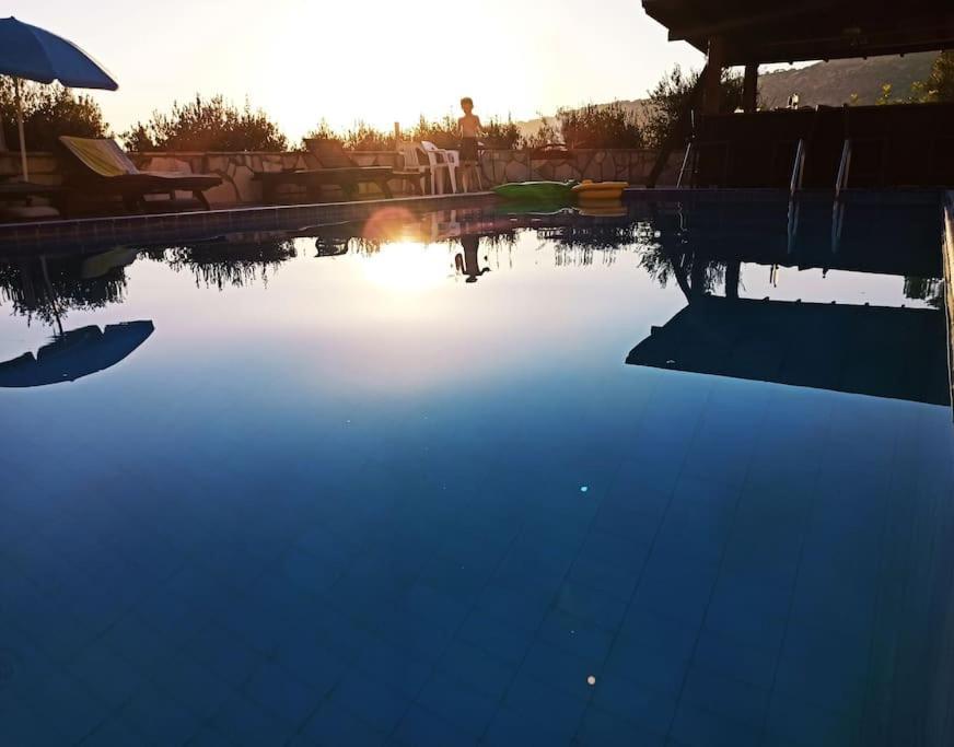 Glamping In The Middle Of Nowhere * Paphos