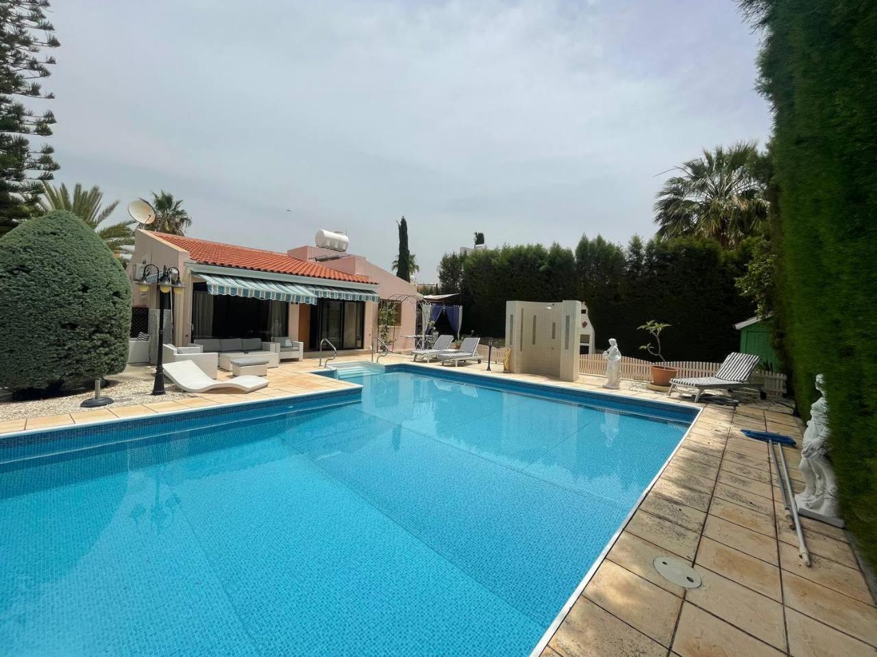 Seabreeze Holiday home *