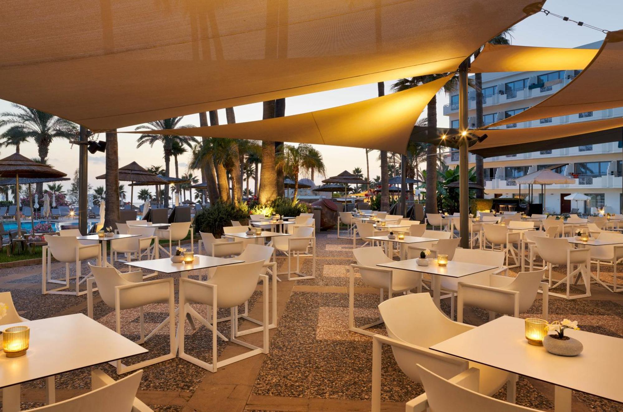 St George Beach & Spa (adults Only) Klorakas