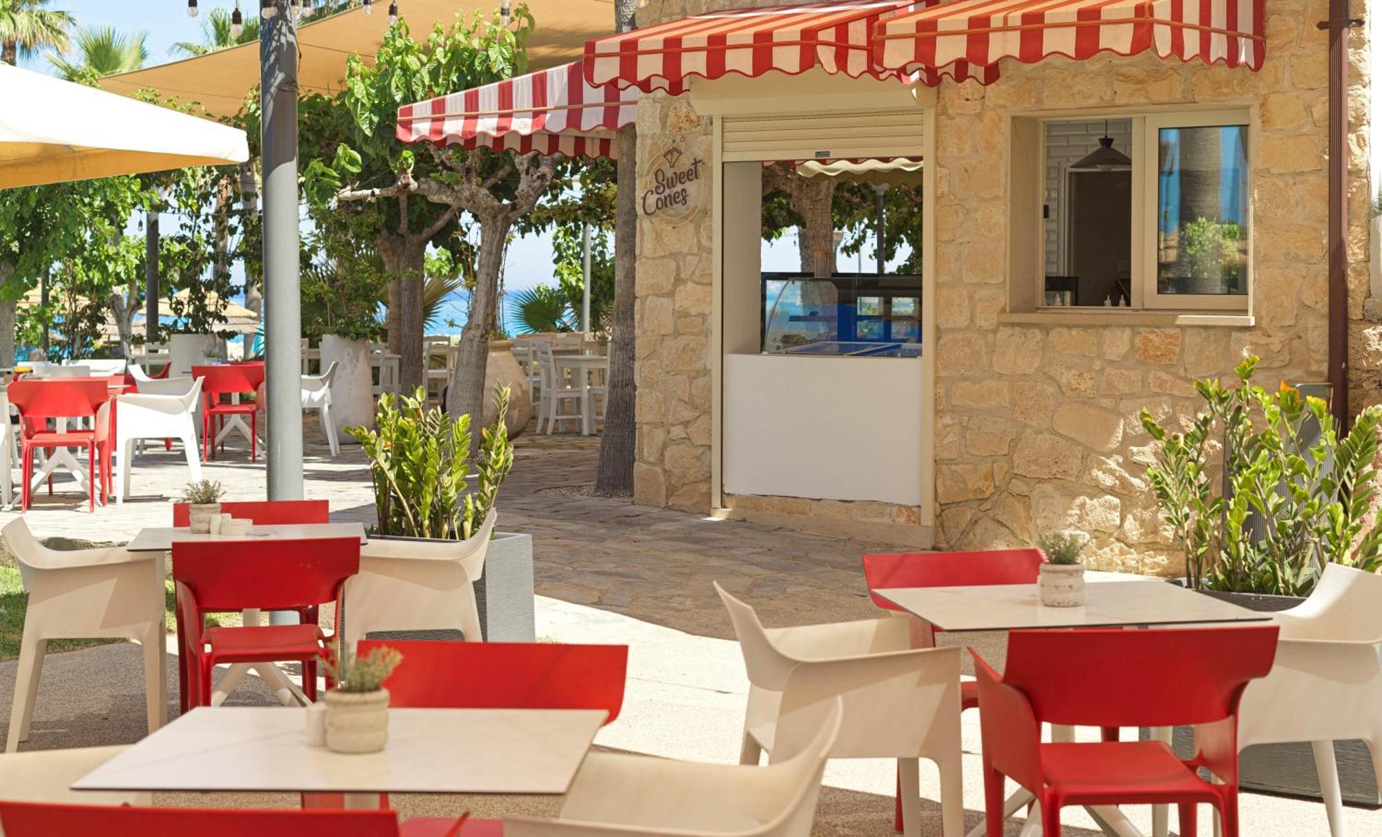 St George Beach & Spa (adults Only) Klorakas