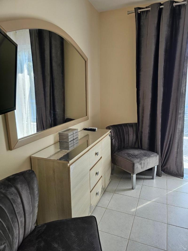 Iris Village * Paphos