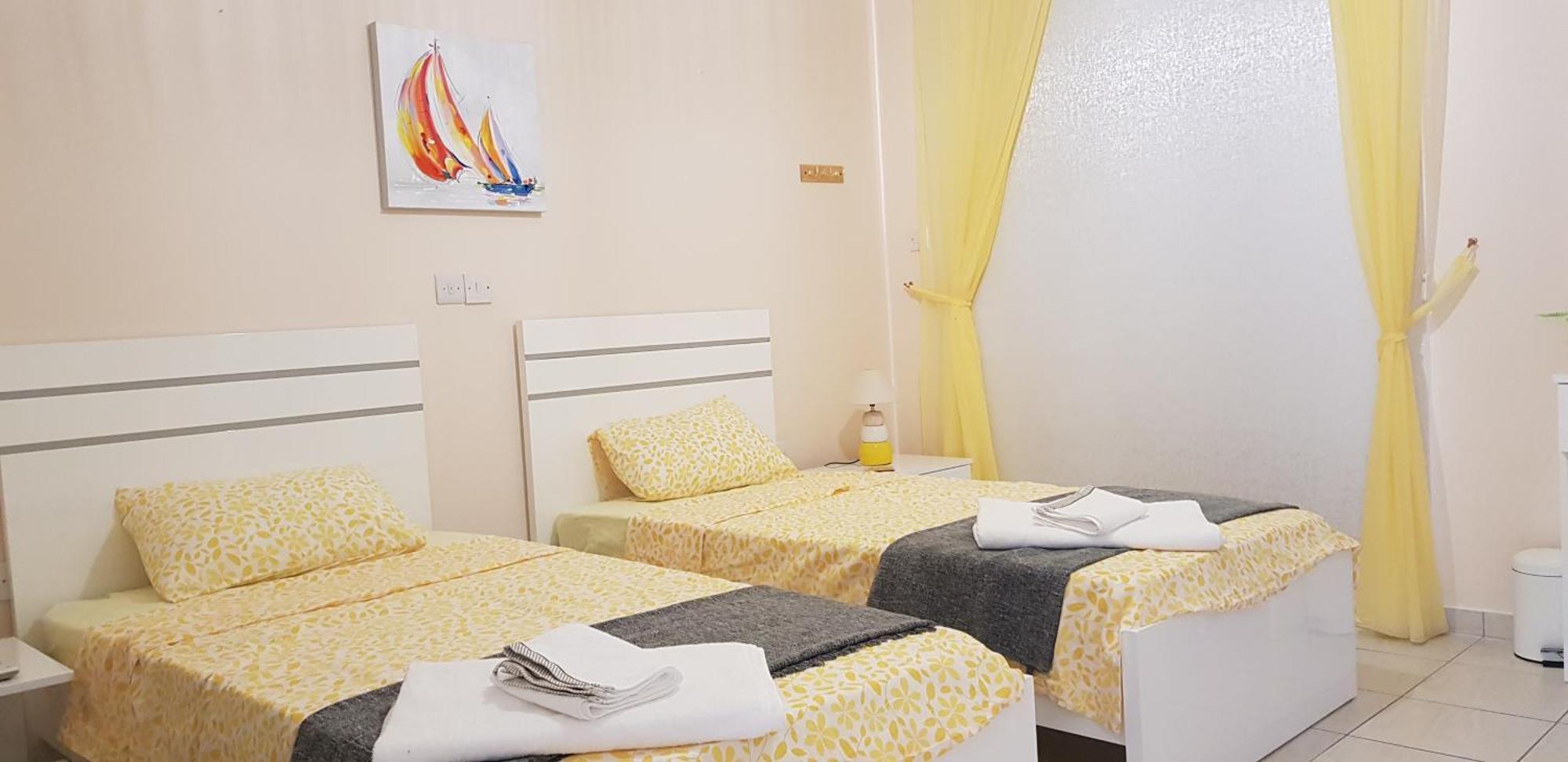 Sunny View - A Stunning With Private Rooftop * Paphos