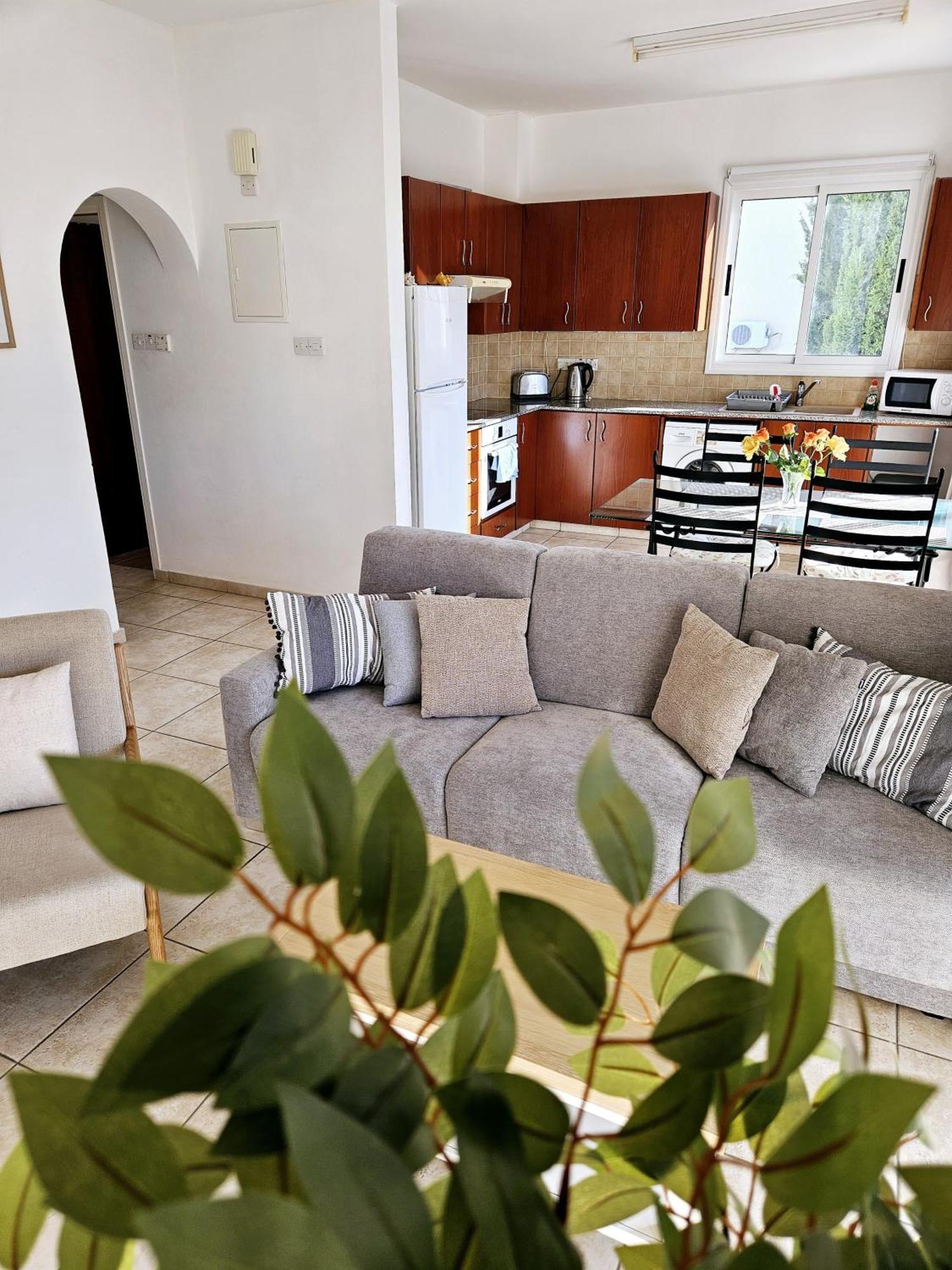 The Brightstay Paphos, 2 Bed Apt, Riviera, Universal * Paphos