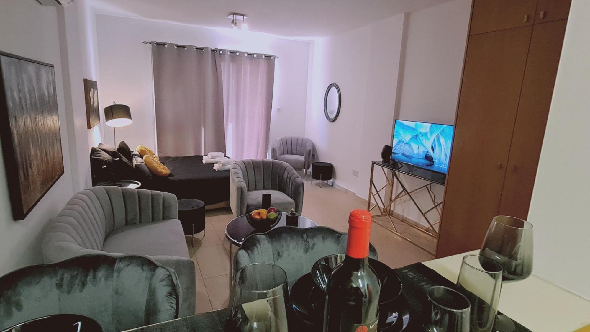 Beyond Apartment *