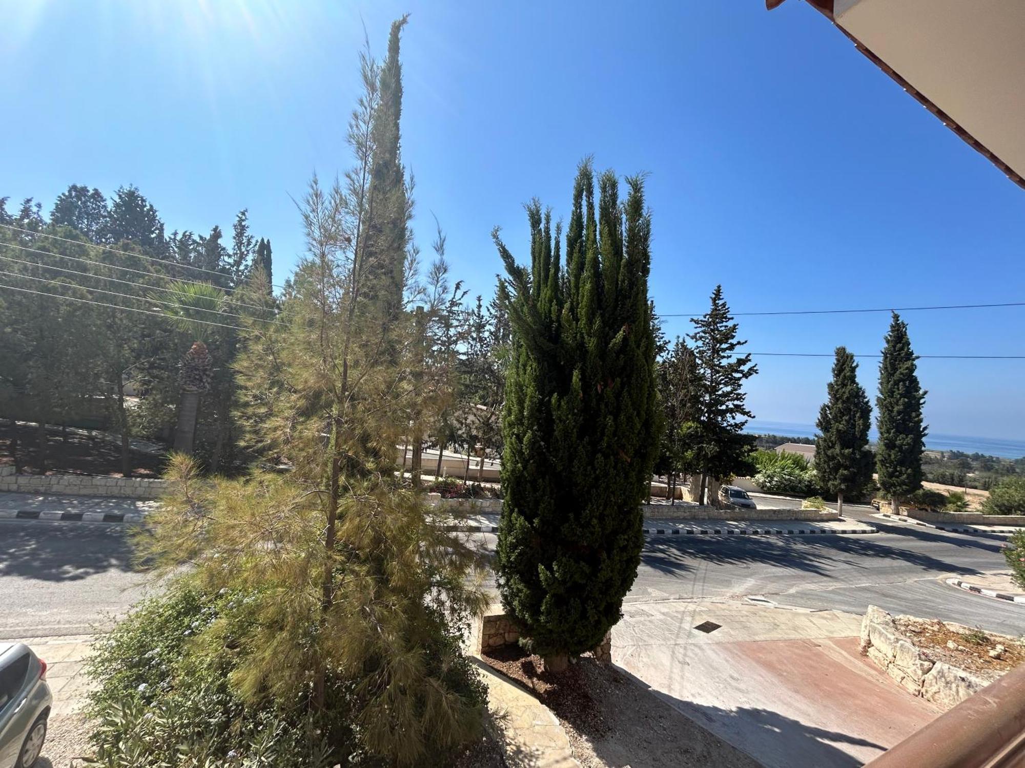 Luxury Kouklia Maisonette Apartment