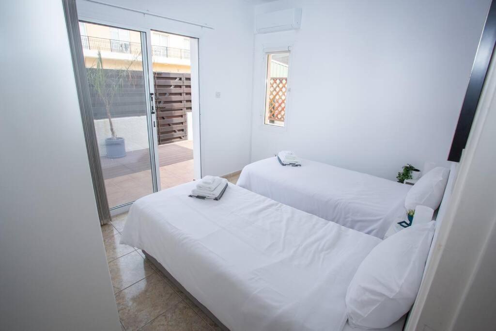 Apartment Estea - Melina's Tranquil Oasis By The Pool Paphos