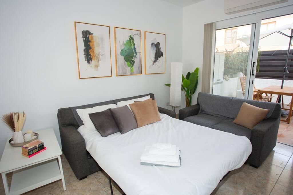 Estea - Melina's Tranquil Oasis By The Pool * Paphos