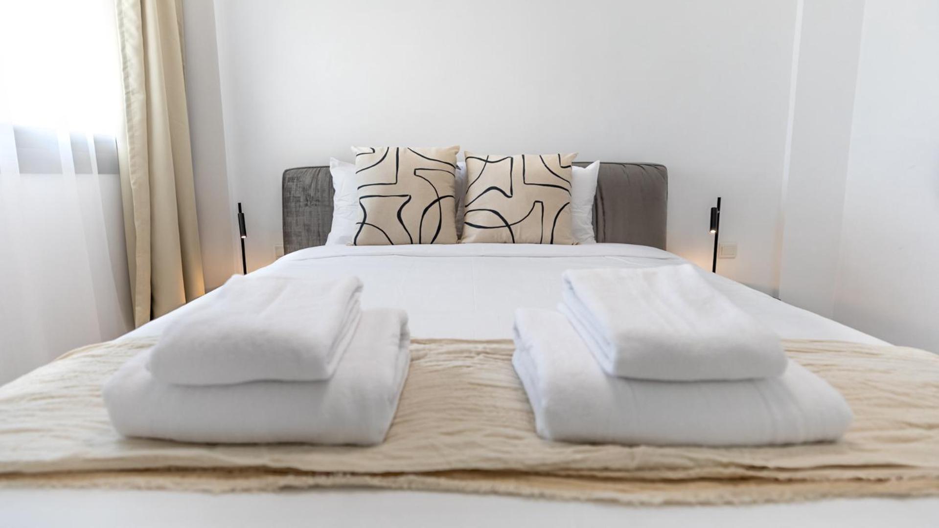 Oasis Park Apartment