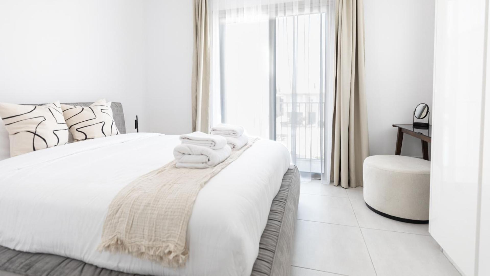 Oasis Park Apartment *