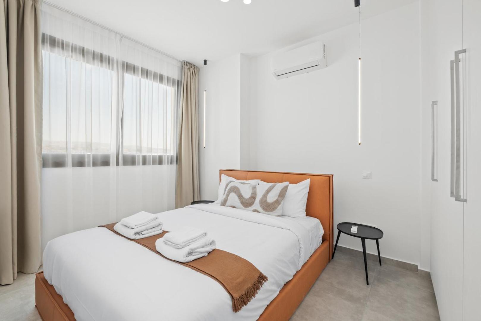 Universal Residences E Iii