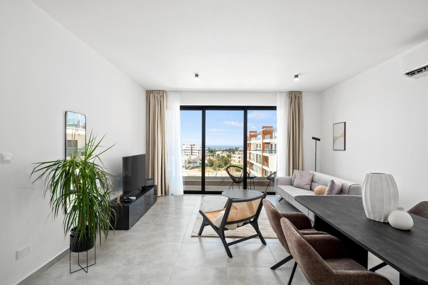 Universal Residences E Iii Apartment Paphos