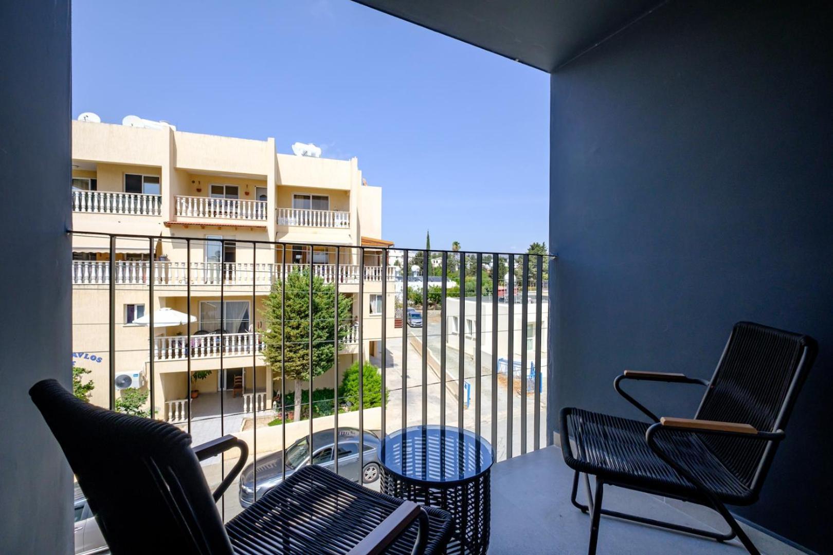 Nilea Court Xi Apartment *