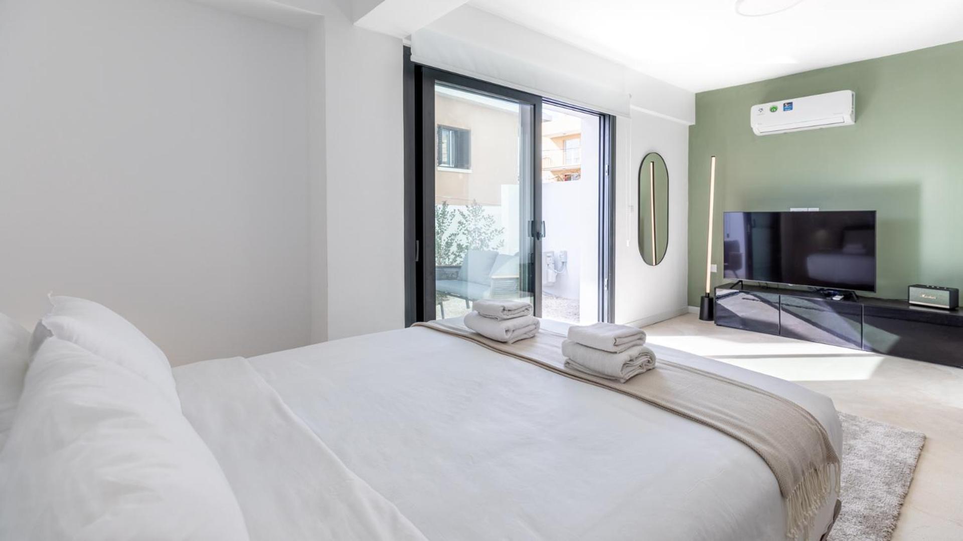 Nilea Court Iv Studio