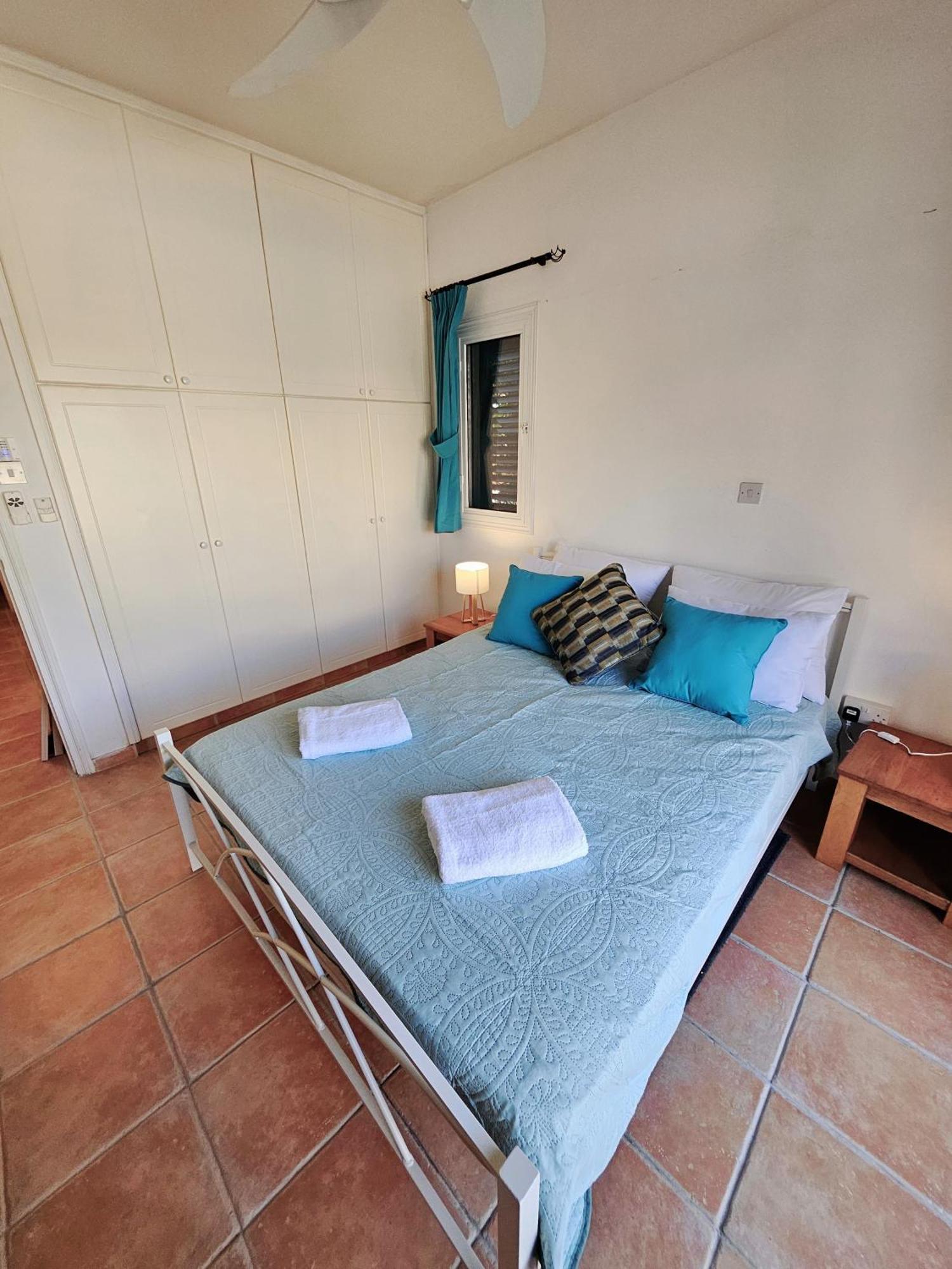 Family-Friendly 2Br Poolside Apartment With Terrace, Universal Area Apartment Paphos