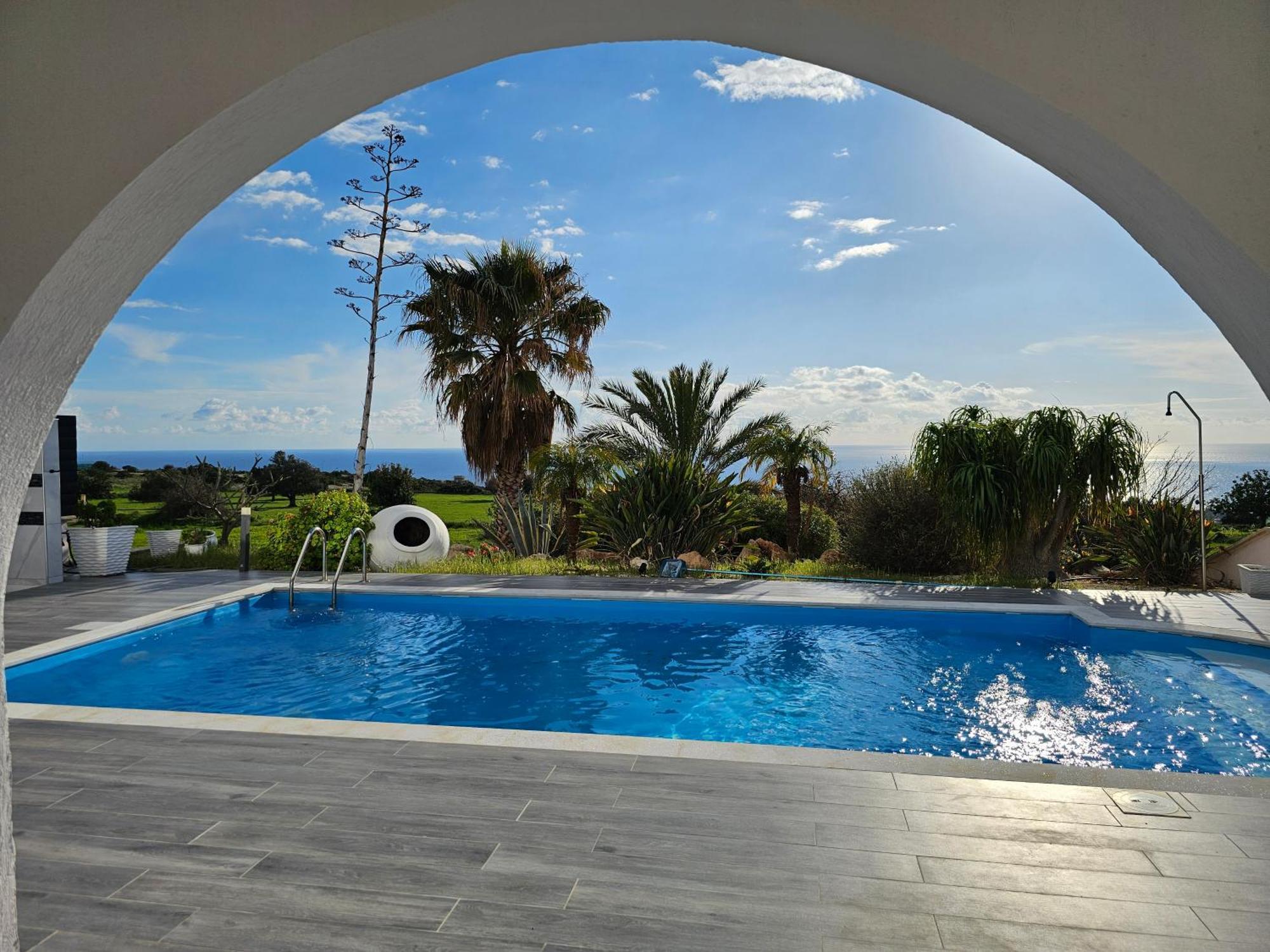 Hesychia * Paphos