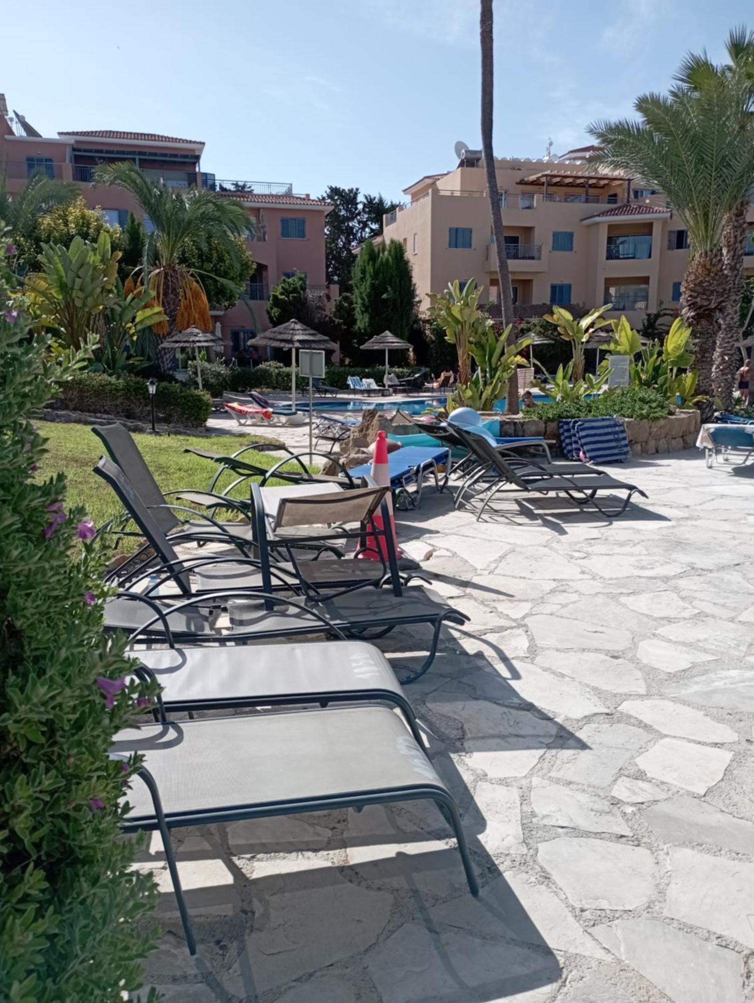 Paphos-limnaria Garden Paphos