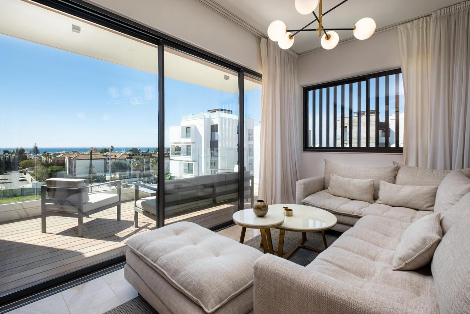 Apartment Hightre Building Iii
