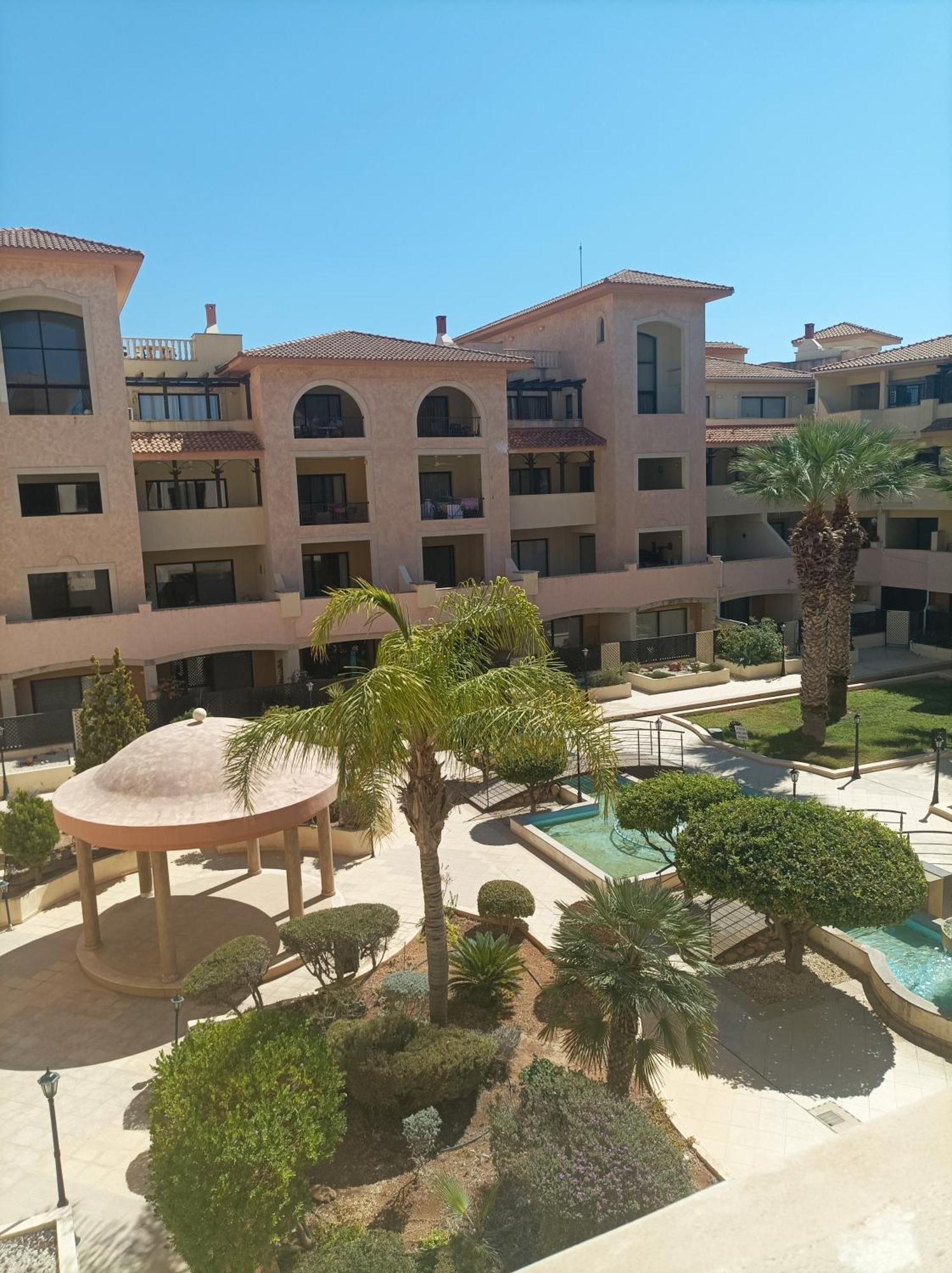 Apartment Queens Garden By Kings Mall *