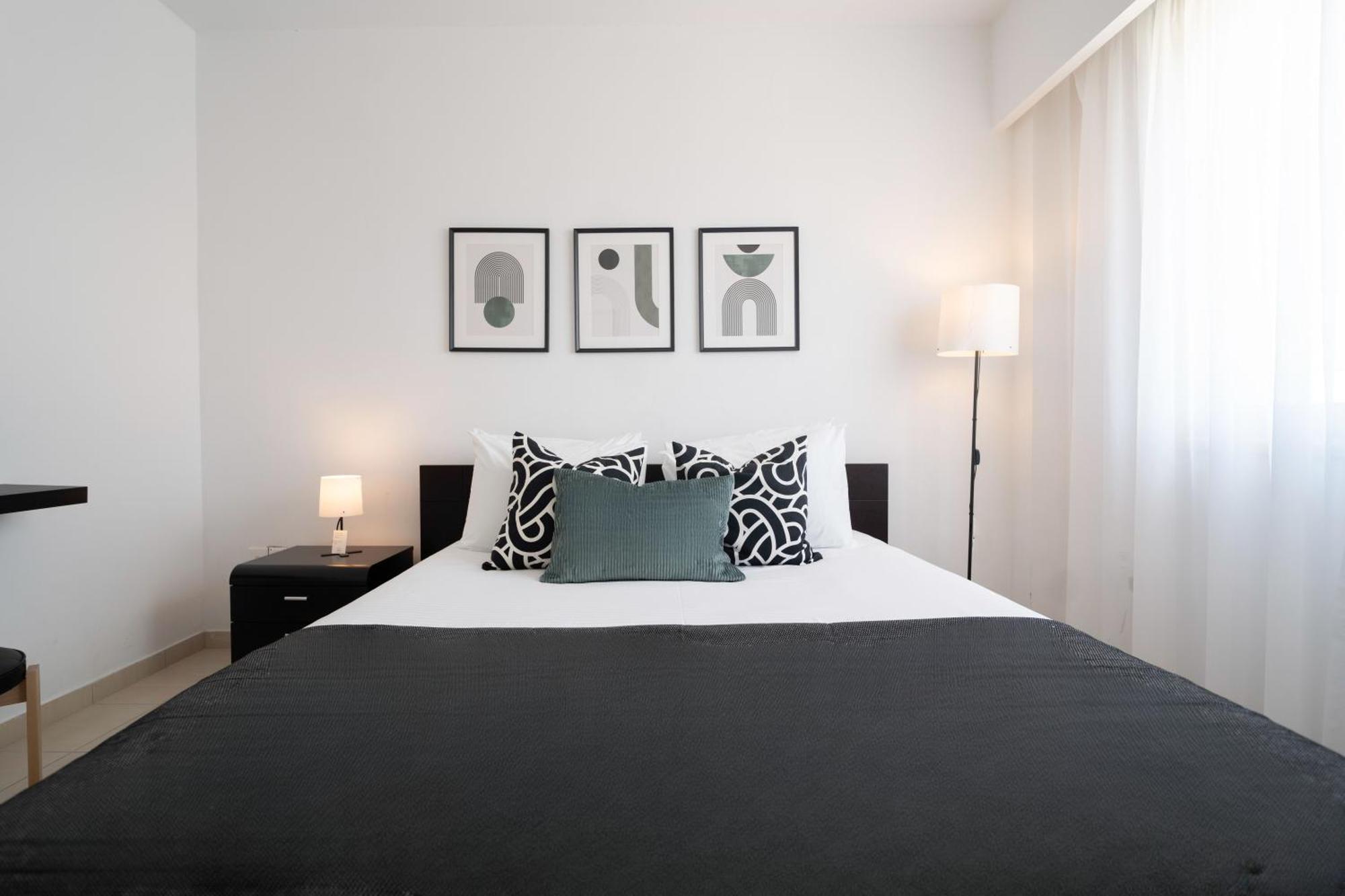 Phaedrus Living Elysian Horizon Apartment