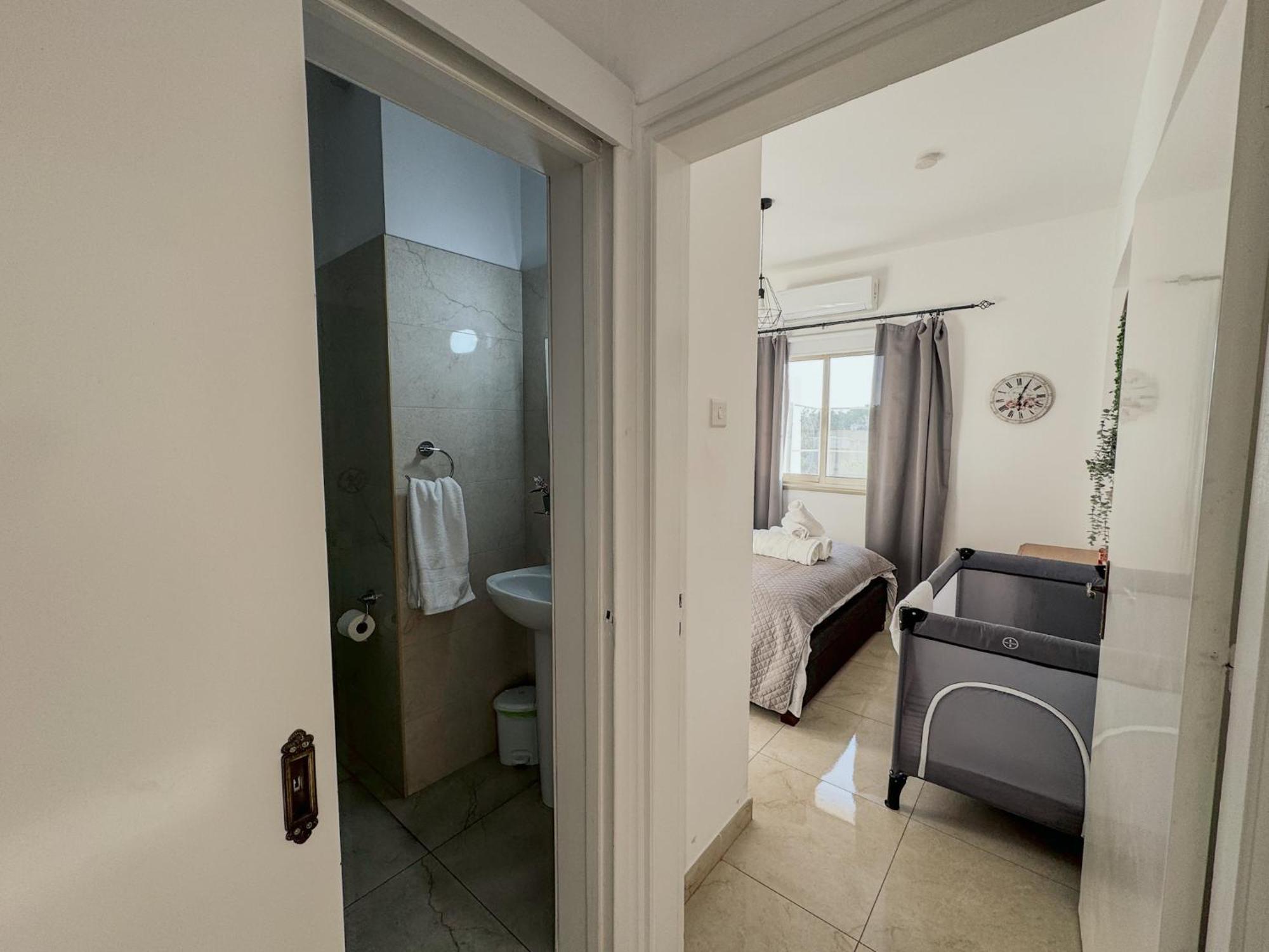 1b Seaside Orchid, Sea, Center Apartment *