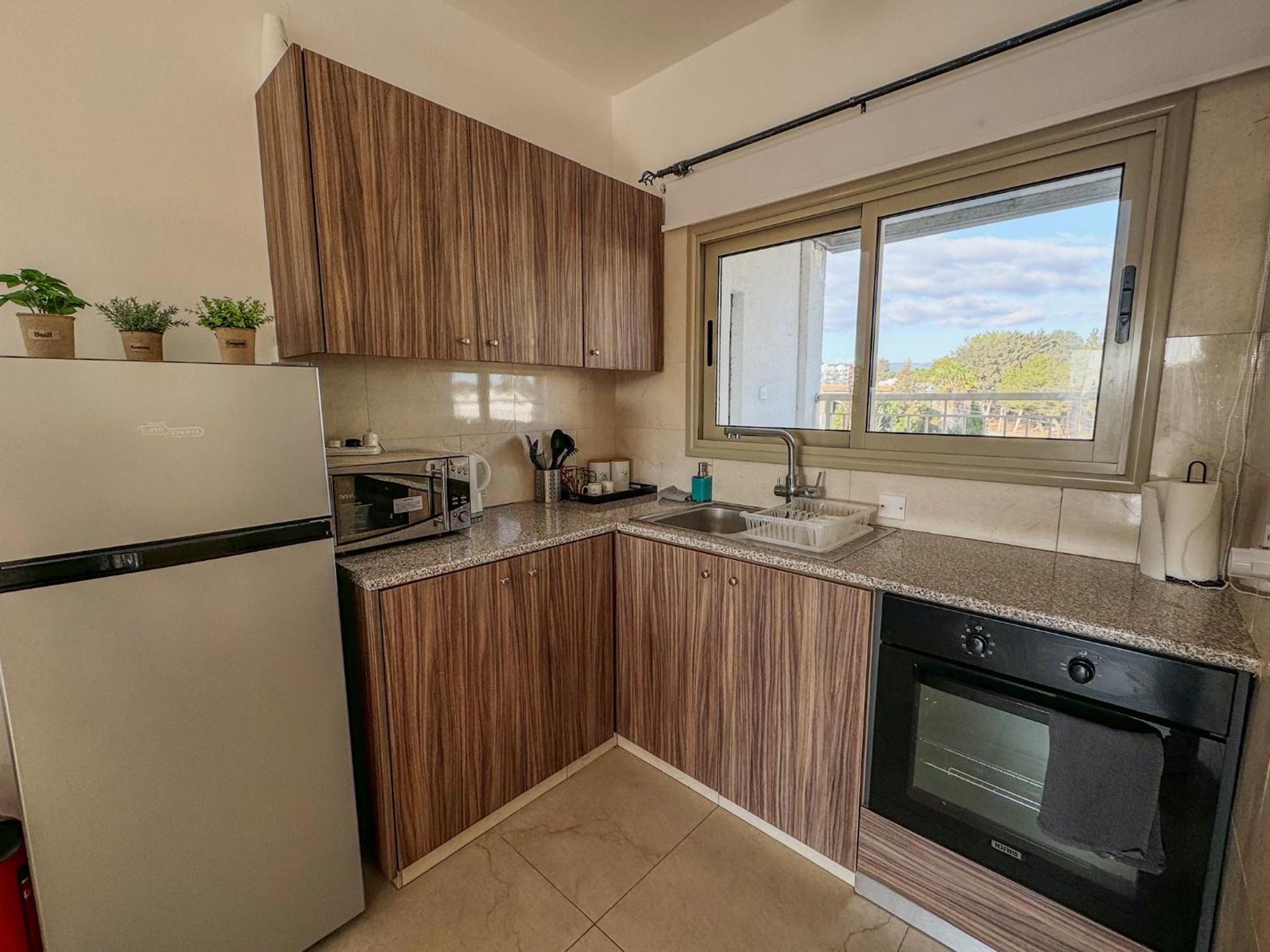 Apartment 1b Seaside Orchid, Sea, Center Paphos