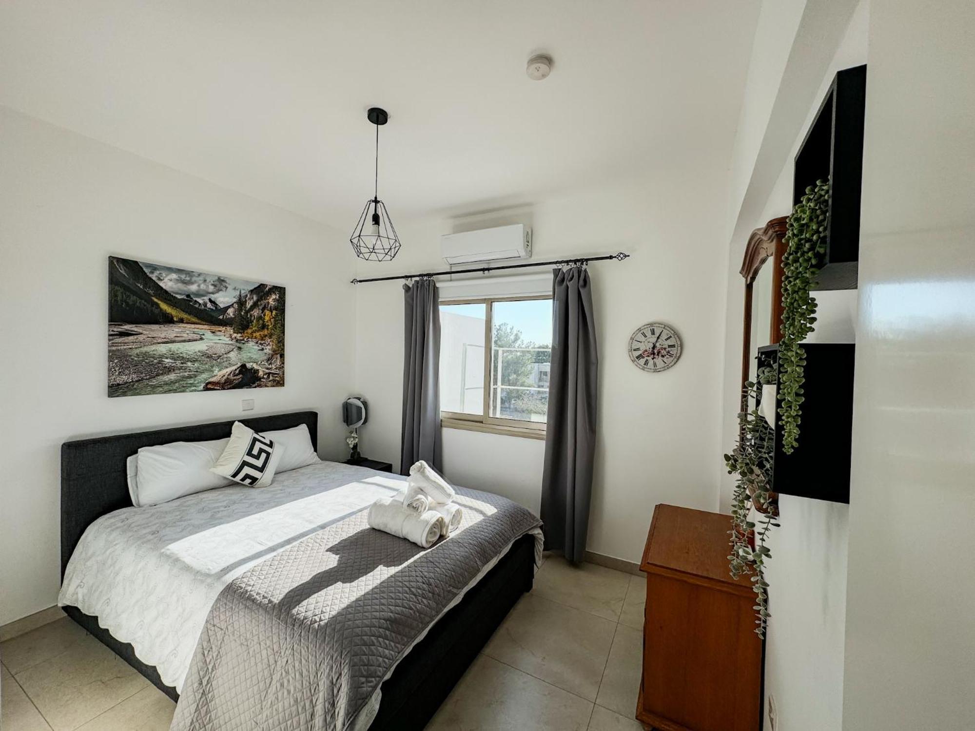 1b Seaside Orchid, Sea, Center Apartment Paphos