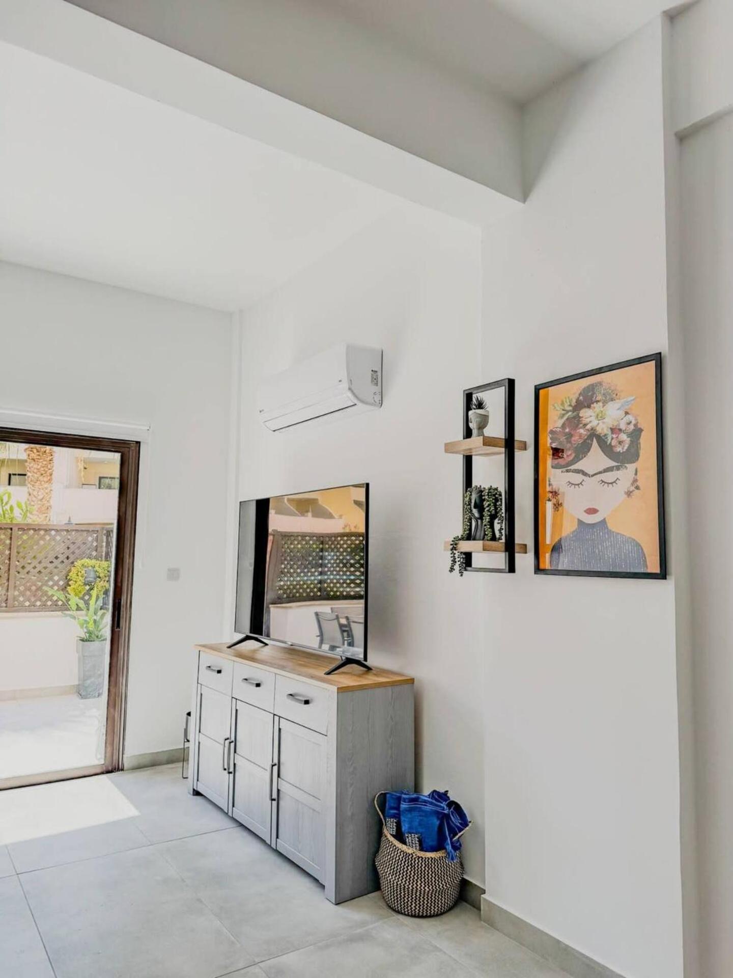 Queens Gardens Paradise Vip, Pool, Mall, Sea Apartment *