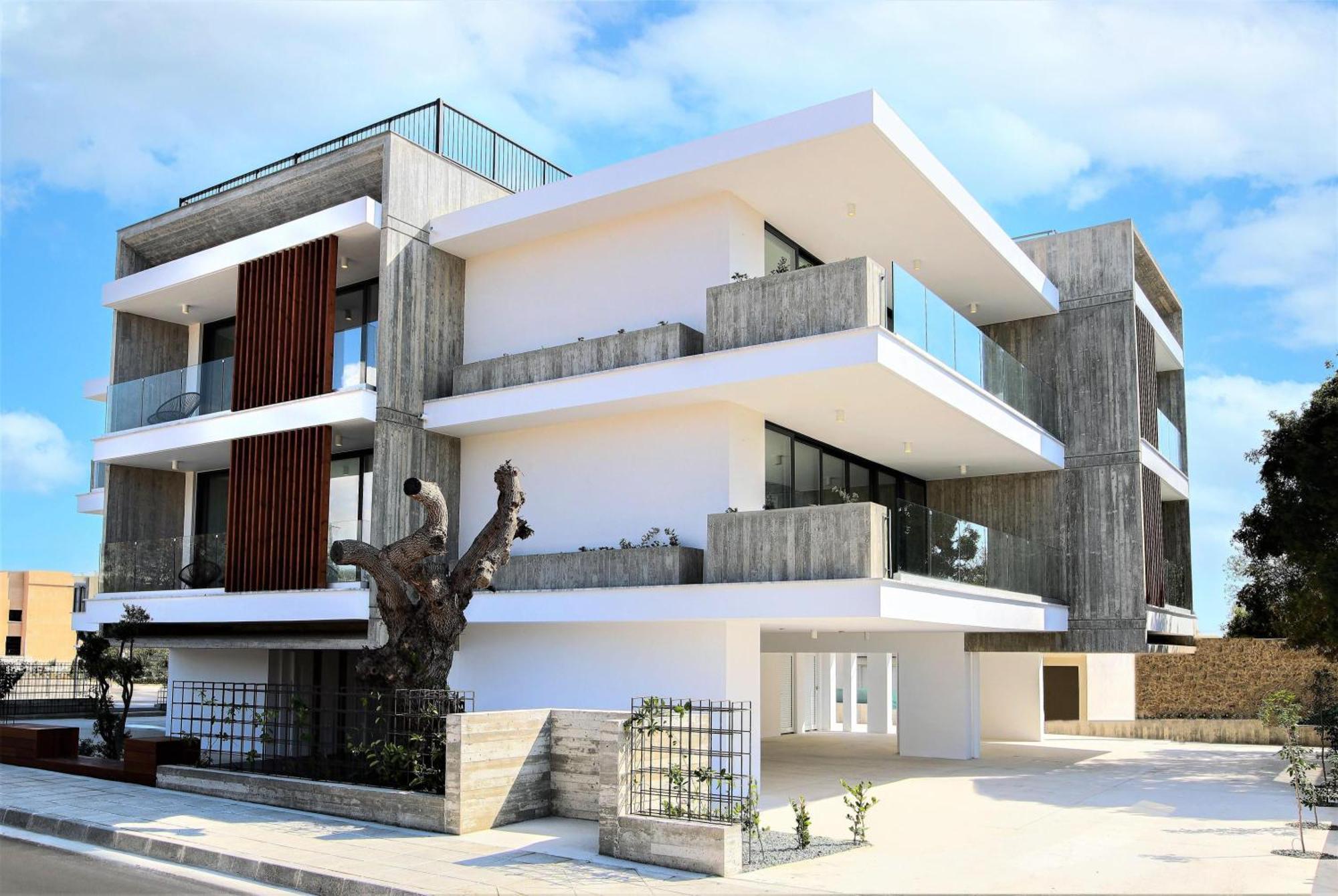 Avenue 103 3 Bed Apartment *