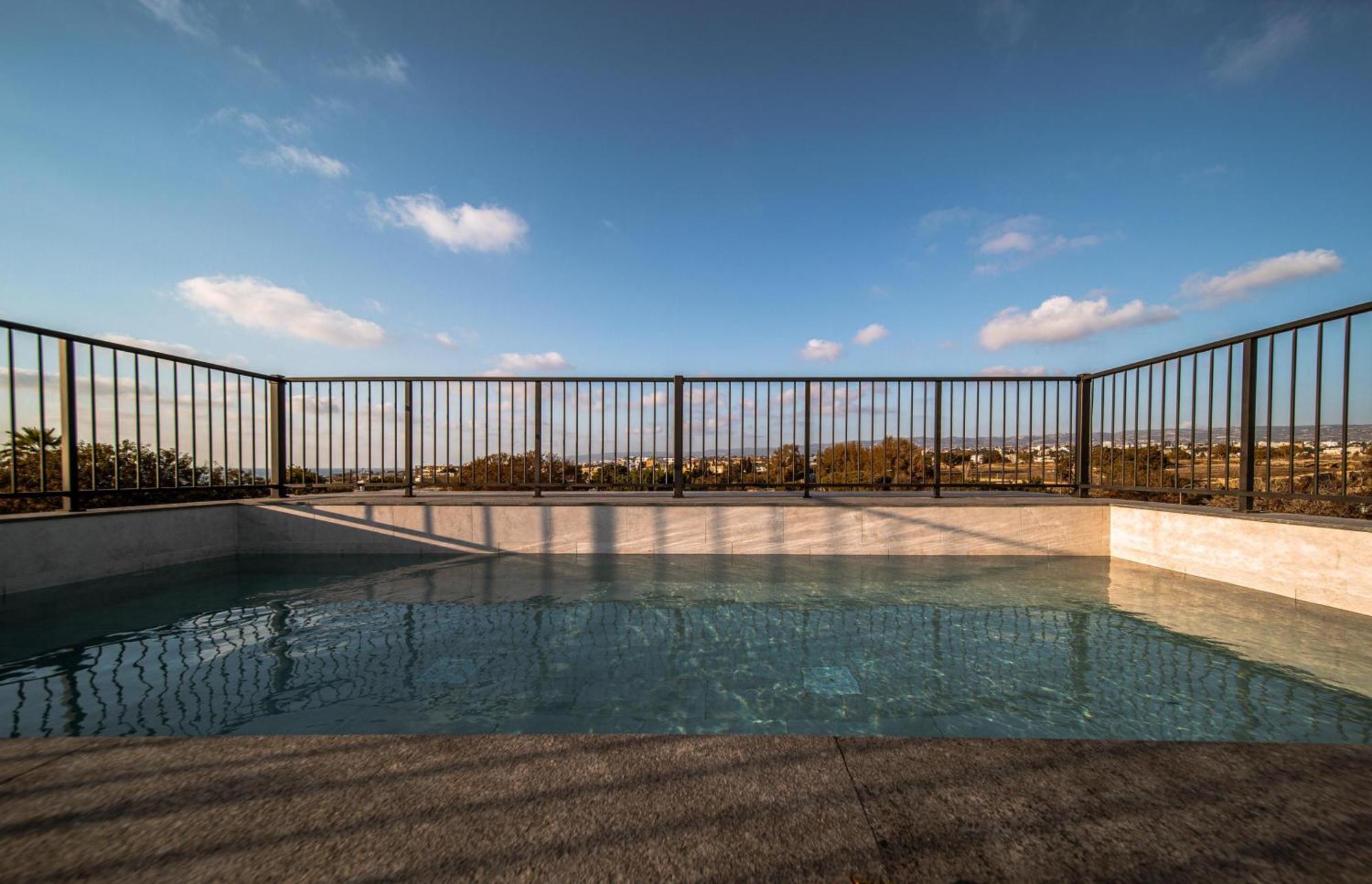 Avenue 103 3 Bed Apartment Paphos