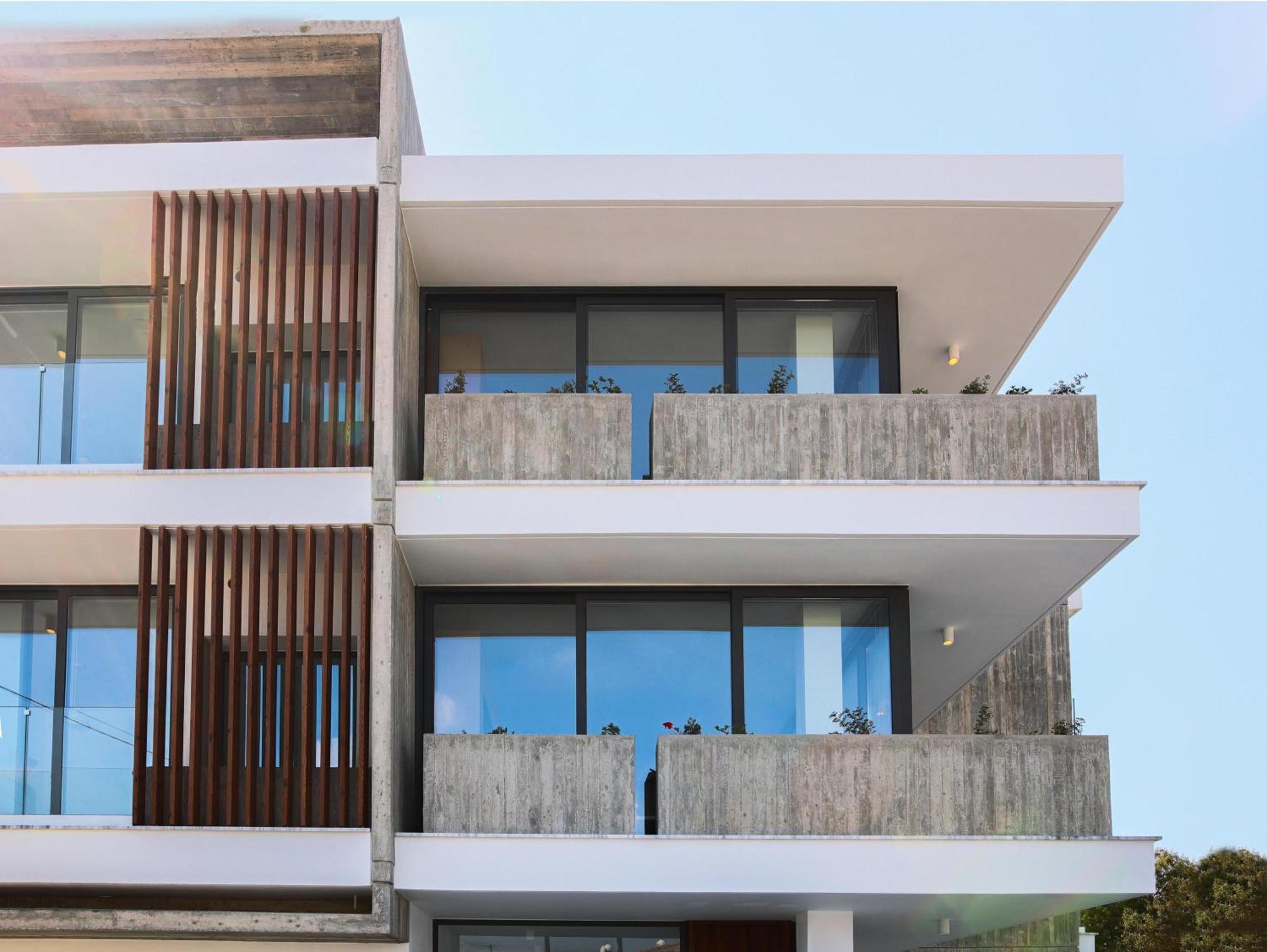 Avenue 103 3 Bed Apartment *